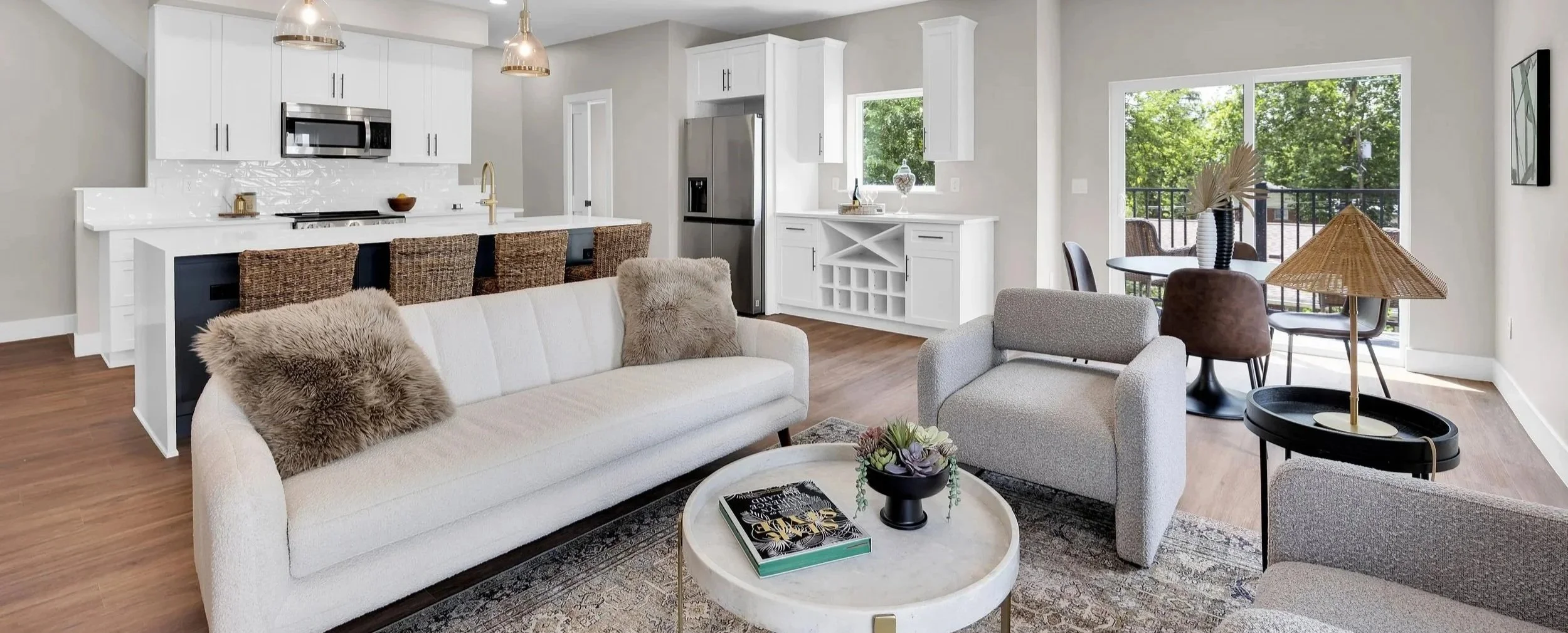 What Realtors Should Expect from a Professional Real Estate Photo Shoot