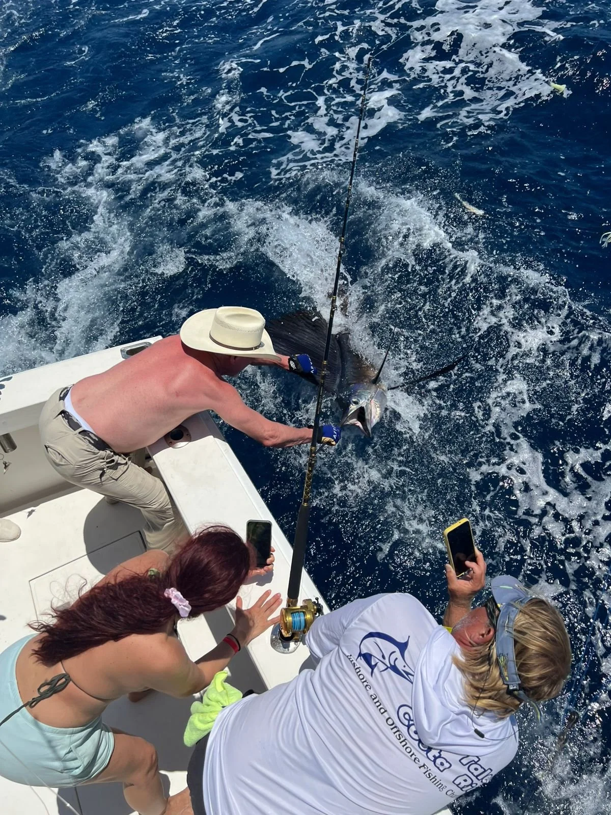 How to Choose the Best Fishing Charter in Costa Rica (What Matters Most)