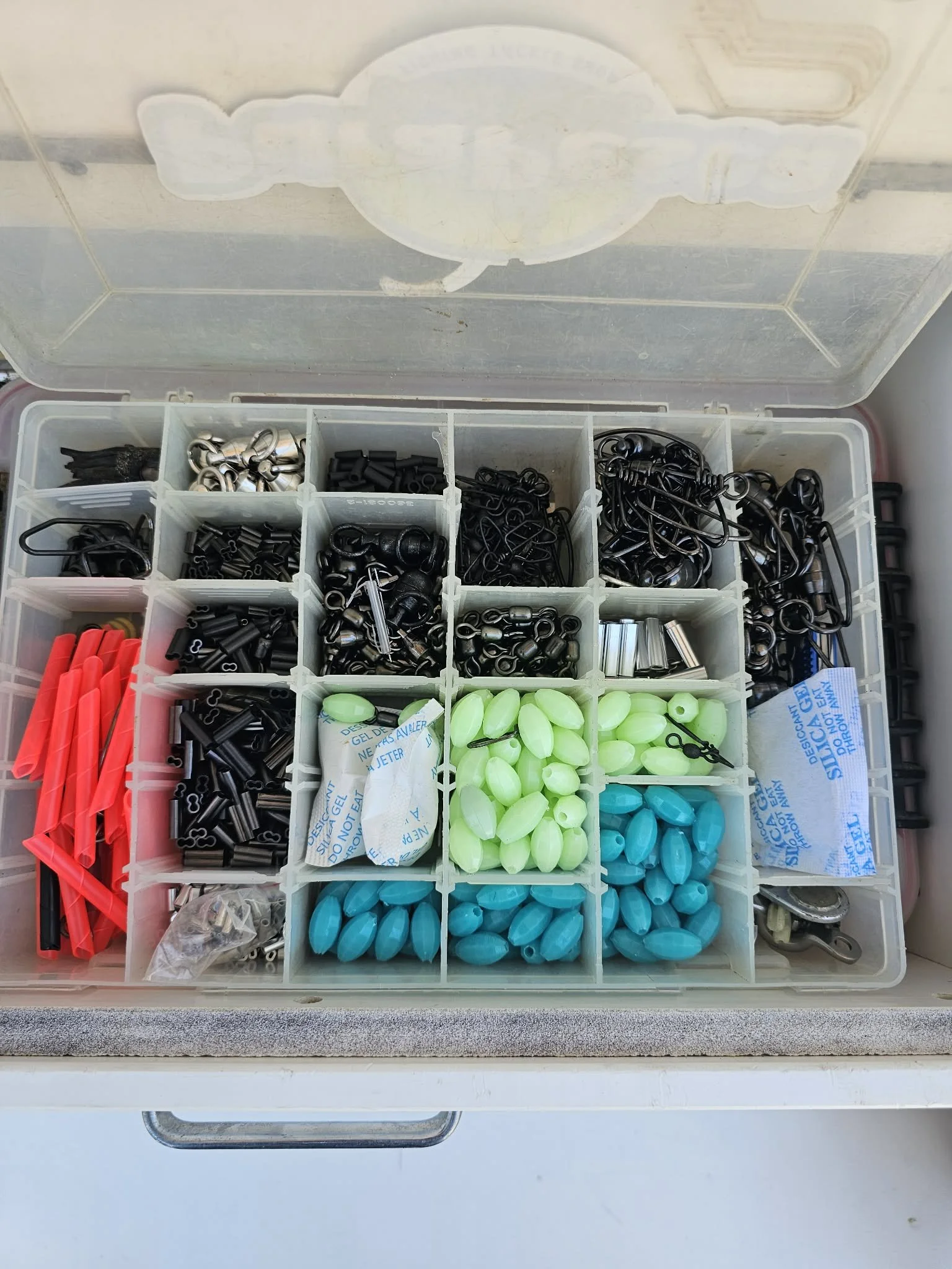 Brand New Swivels/Clips/Beads/Rubs/Hooks/Leaders after every hook up on Fish Tale 2 Costa Rica, just an hour away from the Liberia Airport.