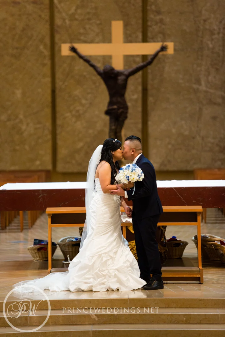 CathedralOfOurLadyOfAngelsWeddingPhotosKiaManny079.jpg