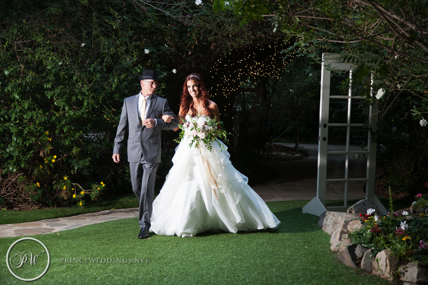 Twin_Oaks_House&Gardens_Wedding_Photography32.jpg