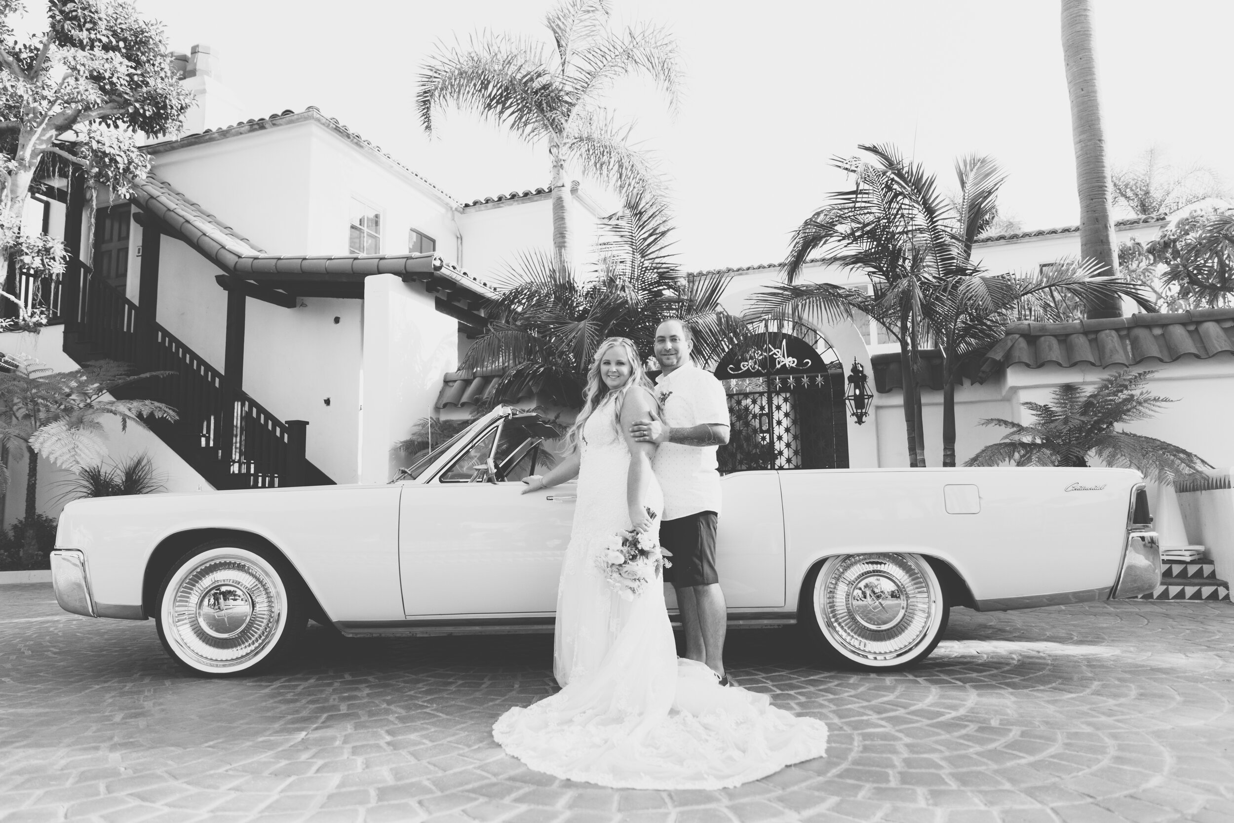 Classic Car Wedding Photo in Long Beach, CA