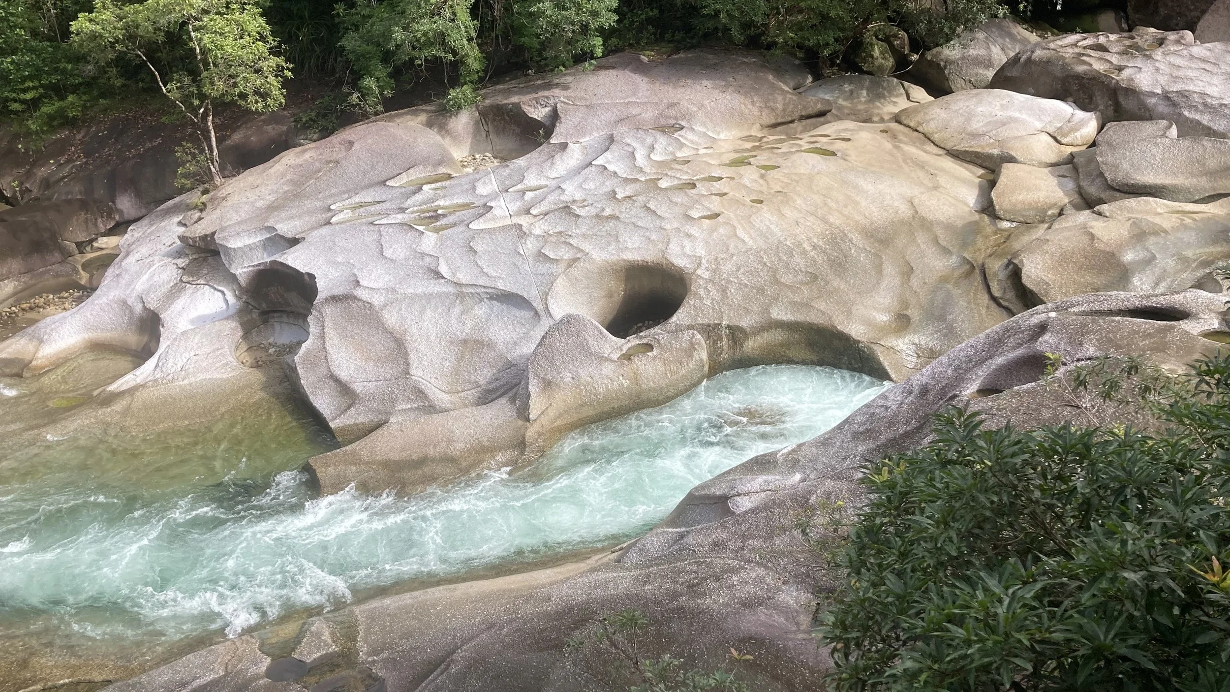 Babinda Boulders