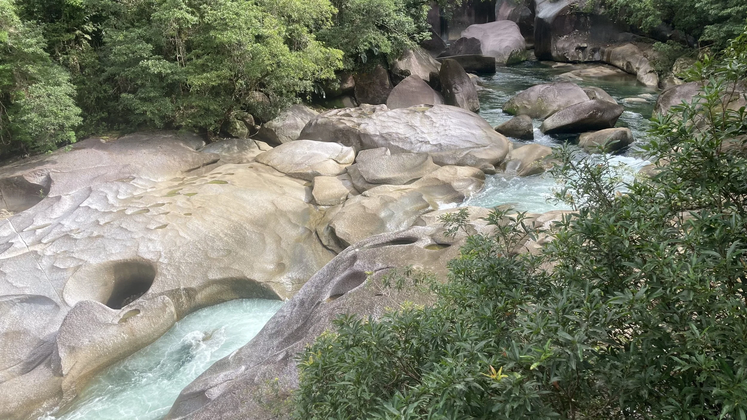 Babinda Boulders