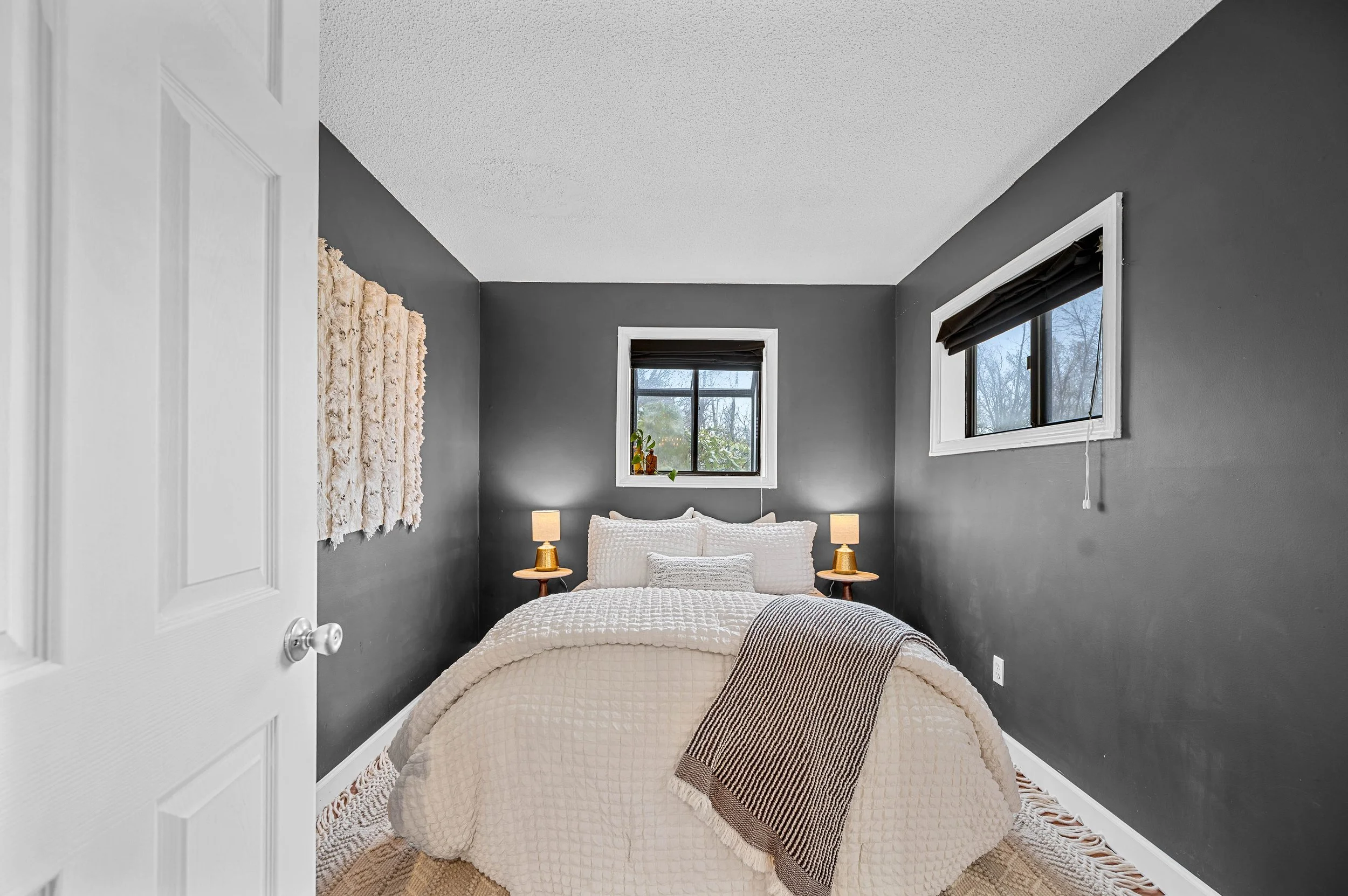 415 Locust Hill-15.jpg