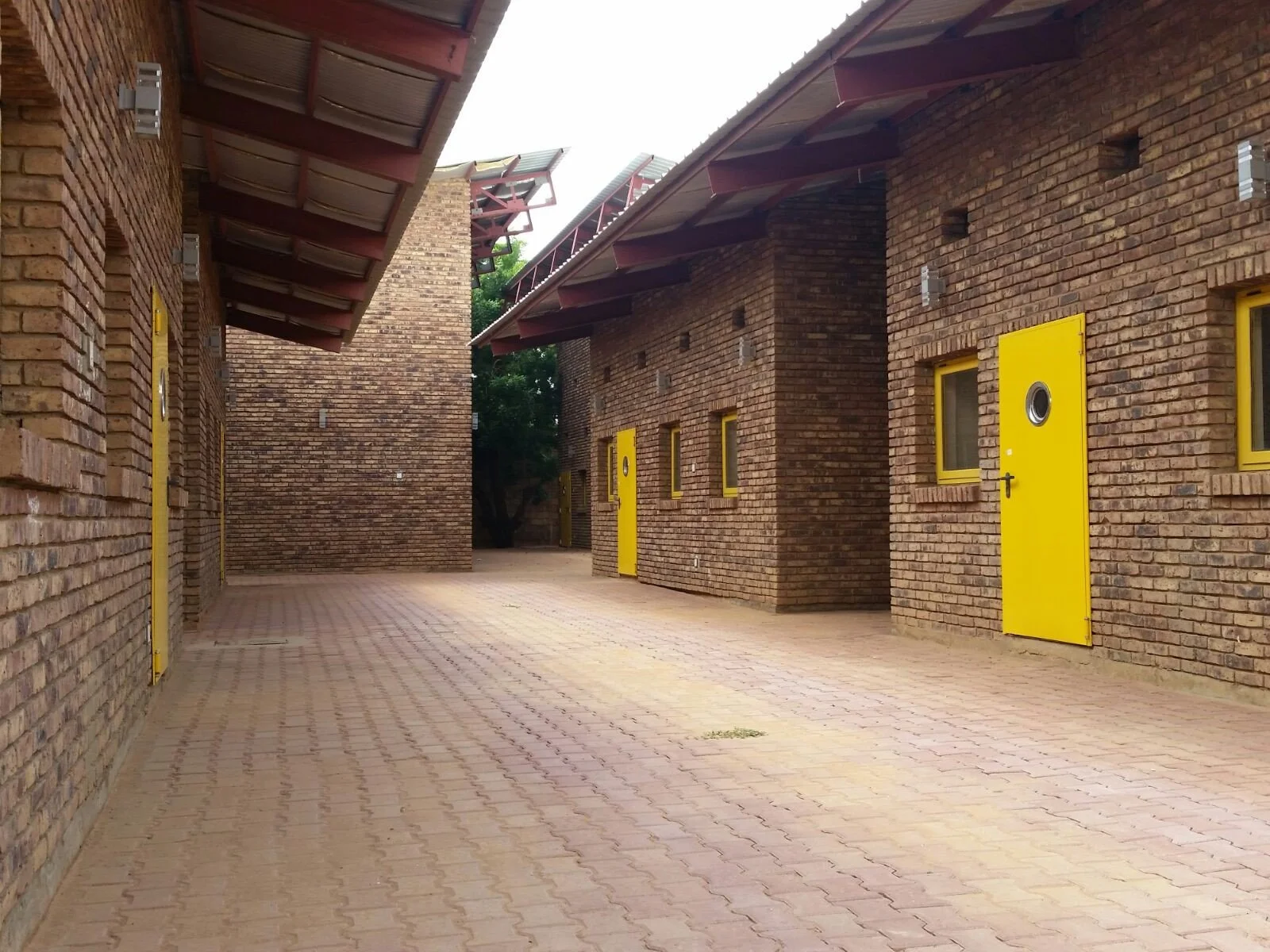 girls center 6.jpg