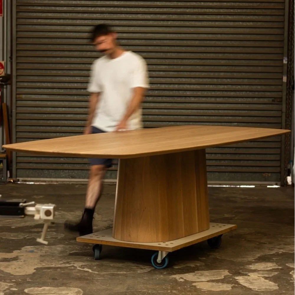 Borshoff dining table