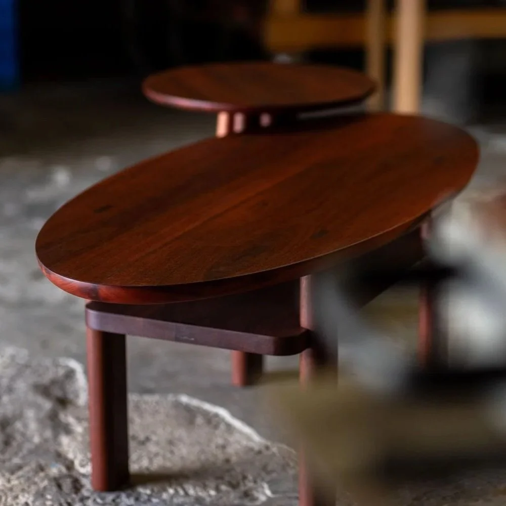 Admire coffee table