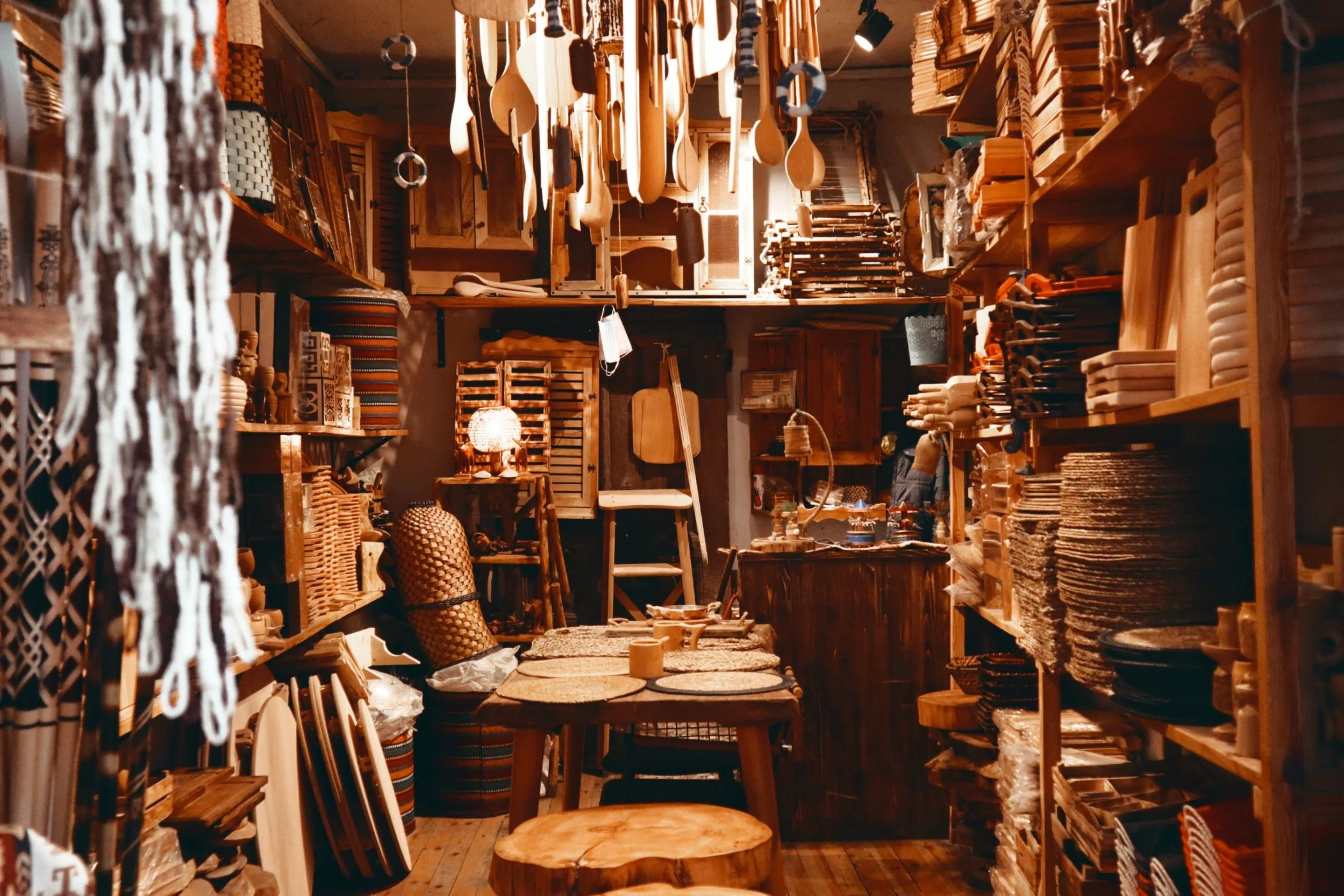 How Handmade Furniture Adds Character to Modern Homes