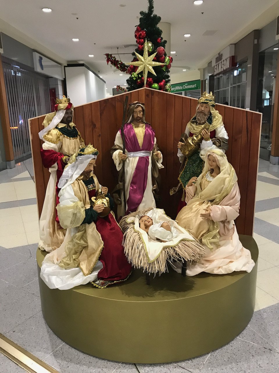 Santa nativity christmas decorationsIMG_3007.jpeg