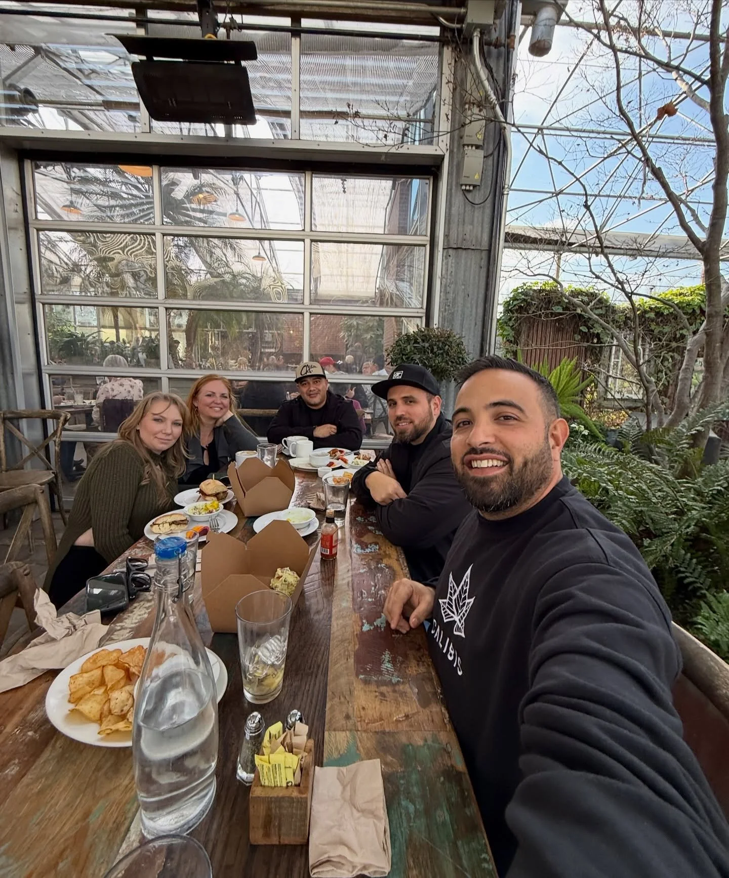 Team meeting. Got to keep it GROWING 🌱. 

#calibisfarms 
#HHCO 
#pushLove 
#growingTogether