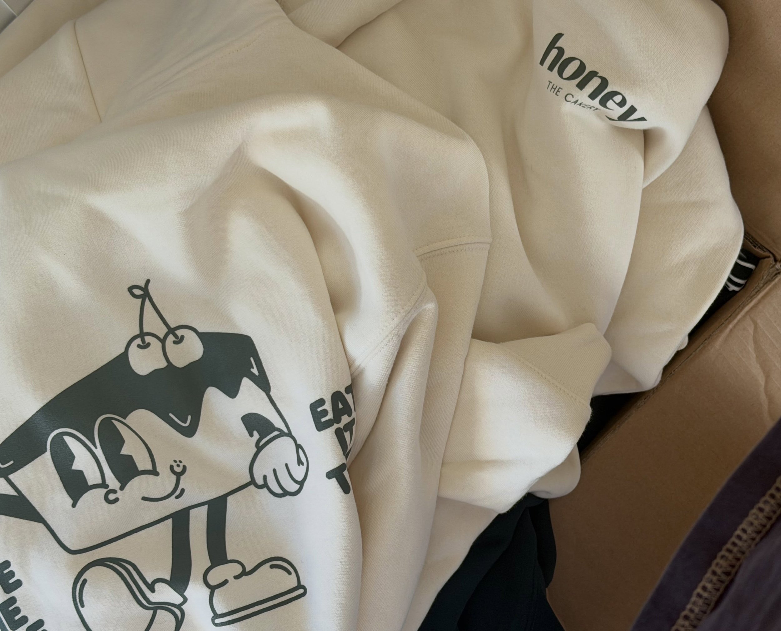 Years of working at @glassons and folding prepared me for this moment 😇 packing up orders so you can all be a part of the honey club (!!!) love you all x