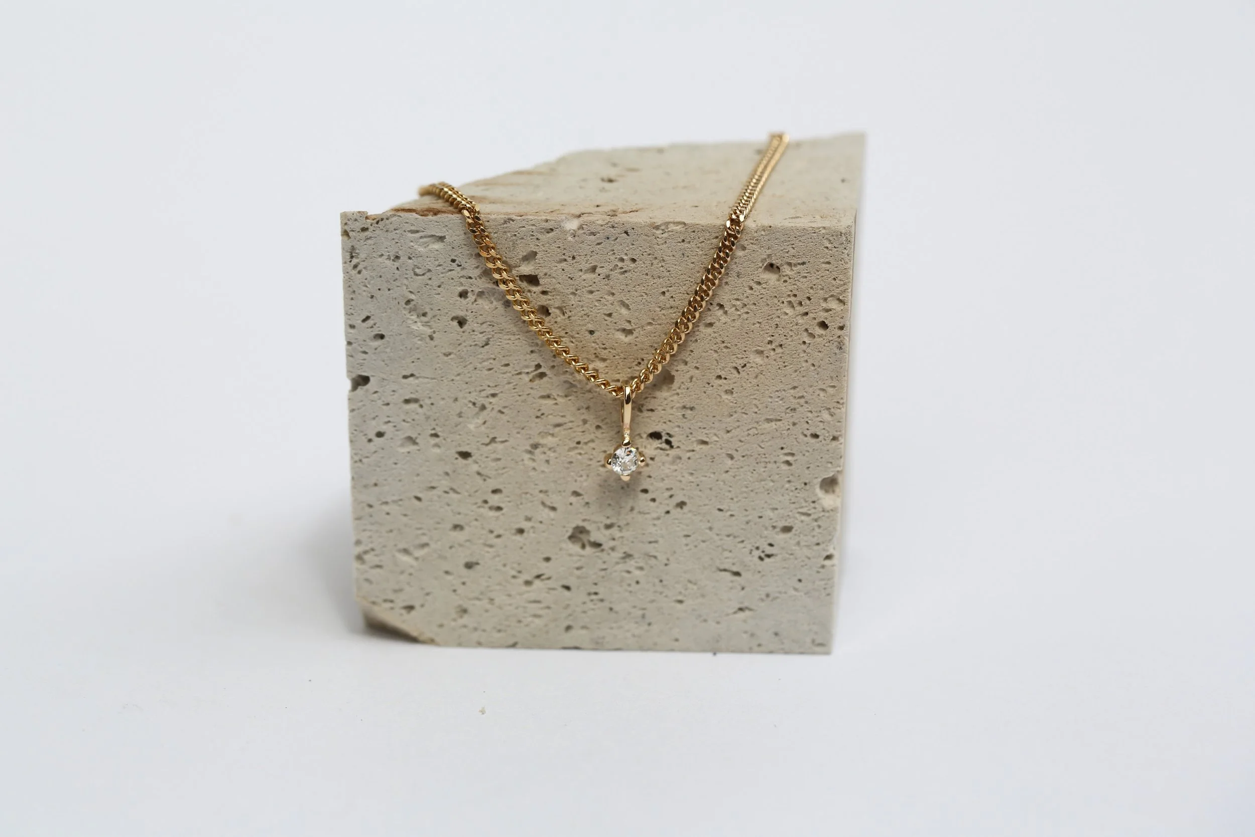 Diamond Solitare Pendant