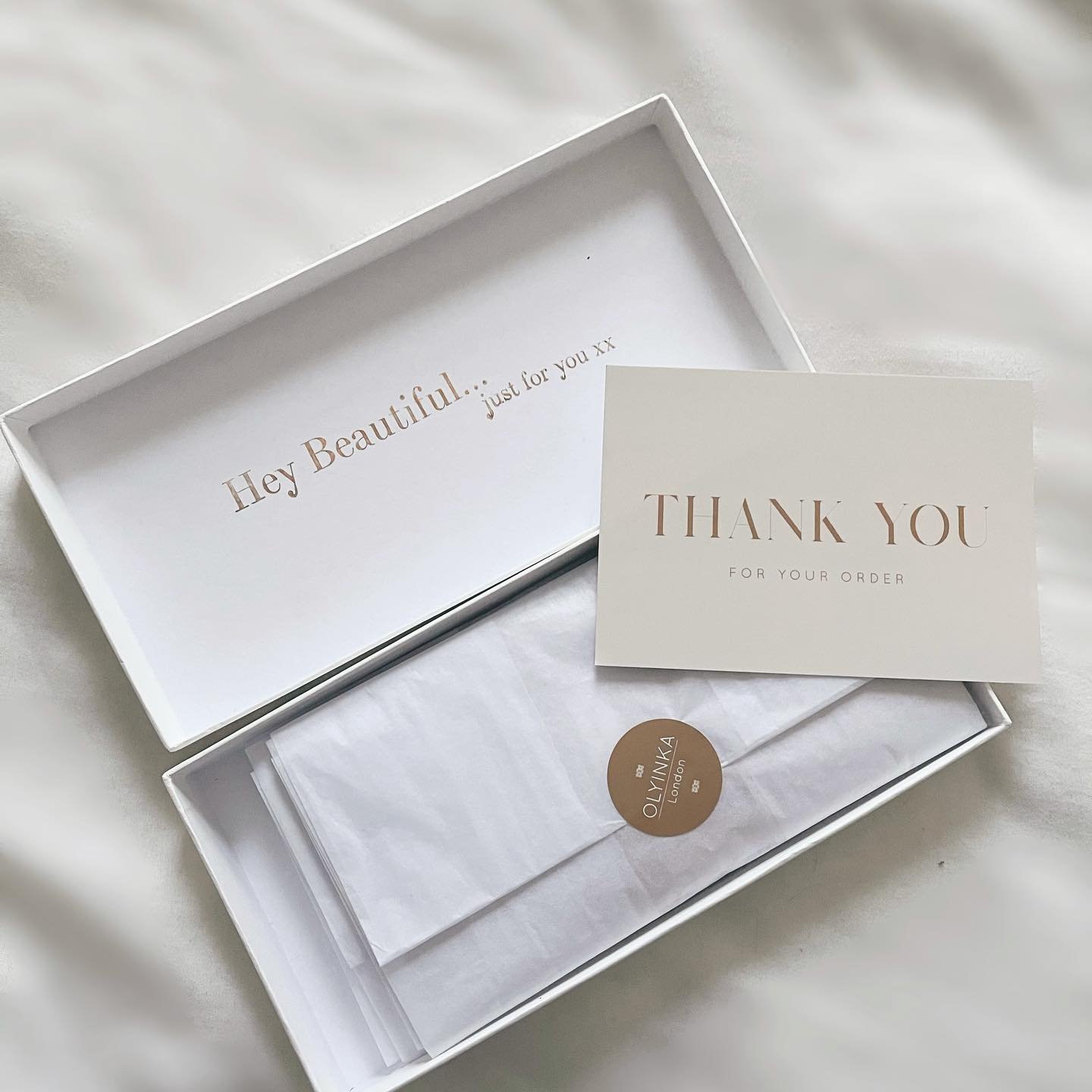 Just wanted to THANK EVERYONE who purchased our silk face masks. I experienced first hand the power of IG with just one post. No model, just me in a face mask. I had a whole campaign ready - but it was not necessary... Soooooo GRATEFUL ❤️⁠
⁠
Christma