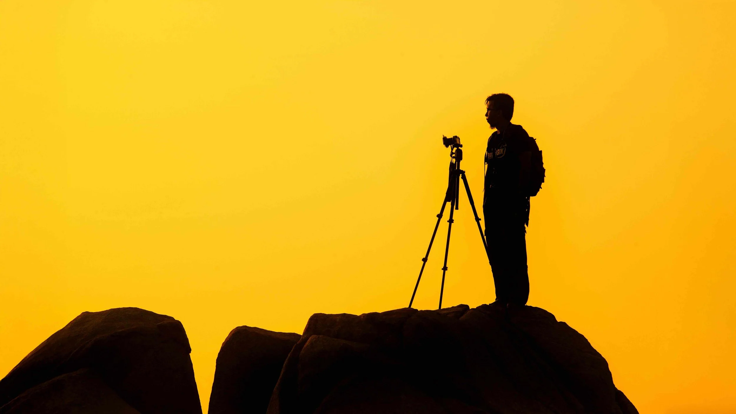 Séance Photo en Extérieur vs en Studio : Quel est le Meilleur Choix pour Votre Entreprise ?