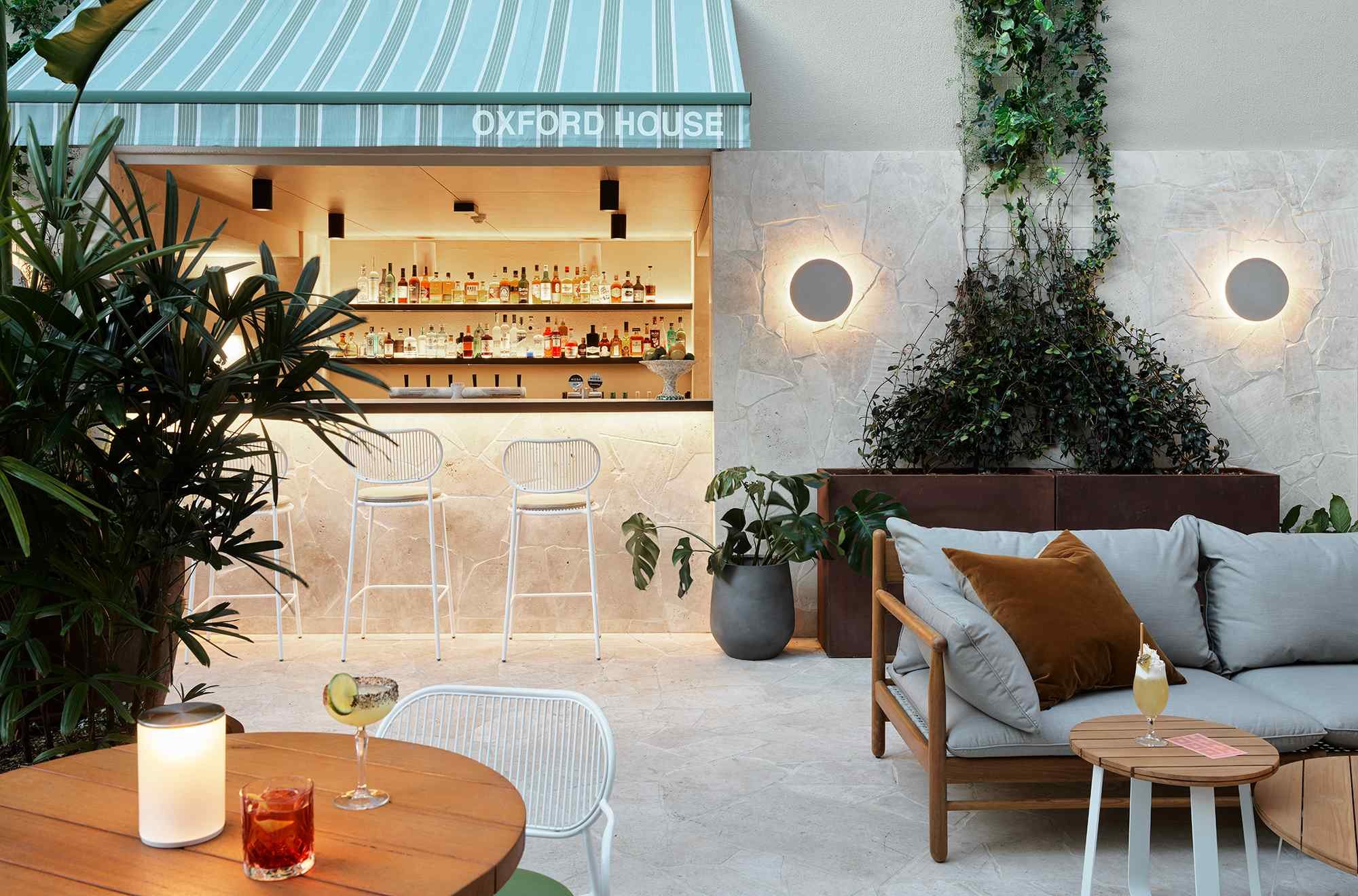 Cocktail Bar Paddington — Oxford House