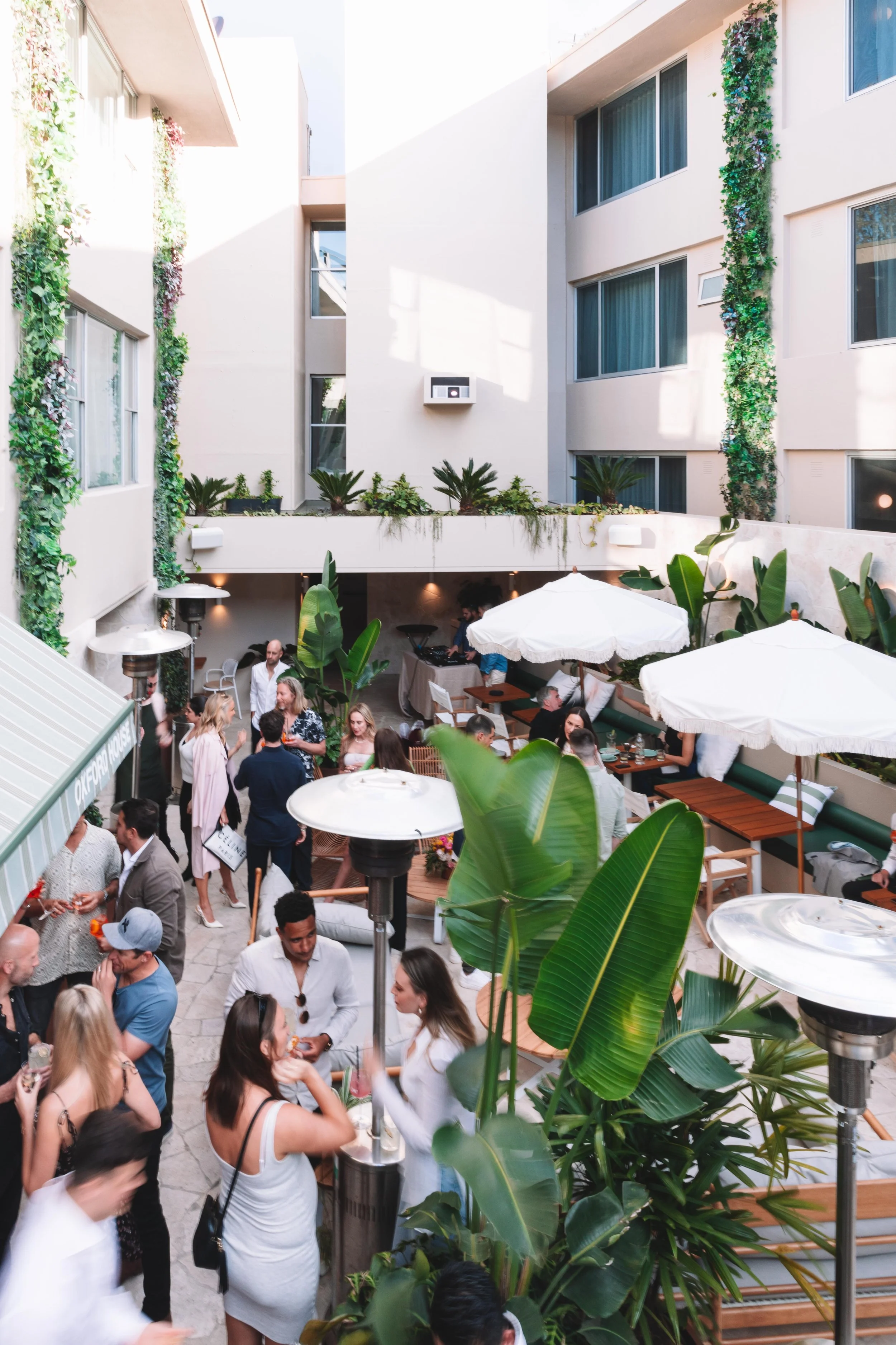 Group Bookings 20 + Guests — Oxford House