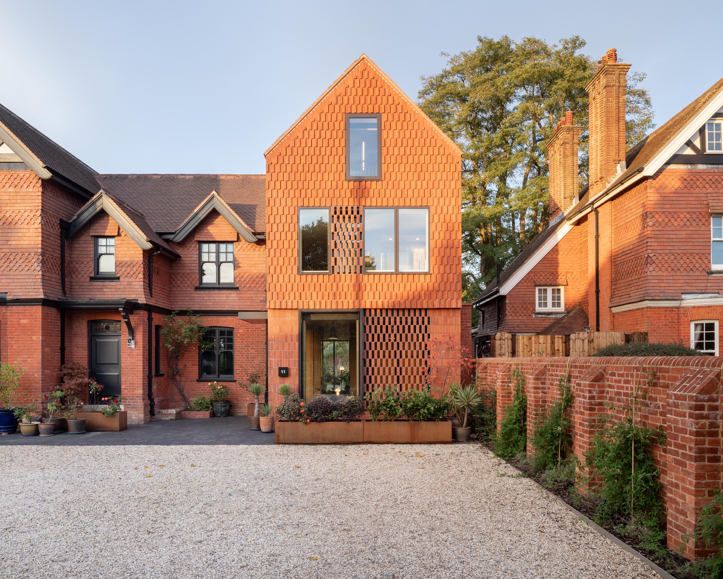 11 The Avenue