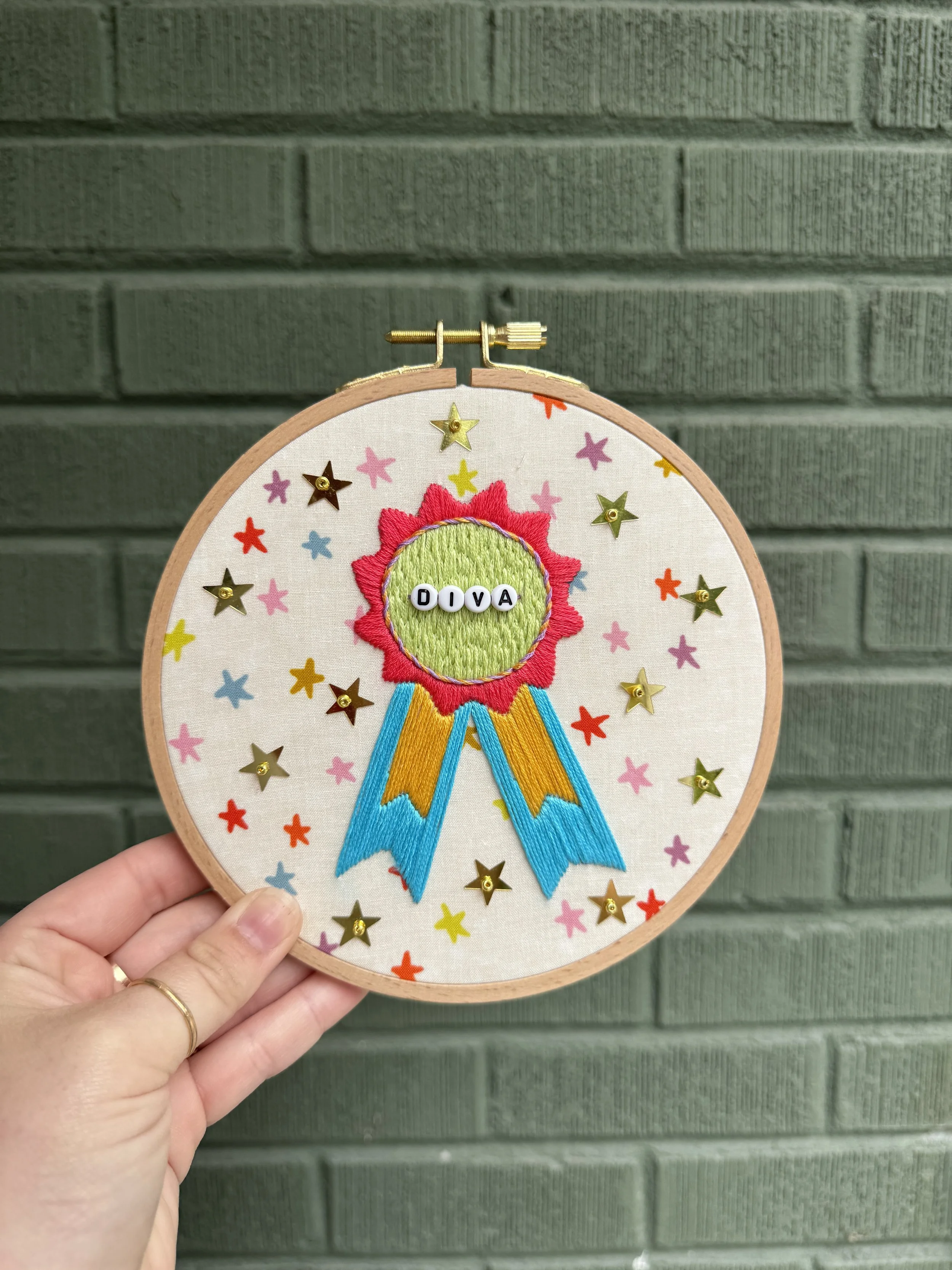 Diva Prize Ribbon - Embroidered Hoop