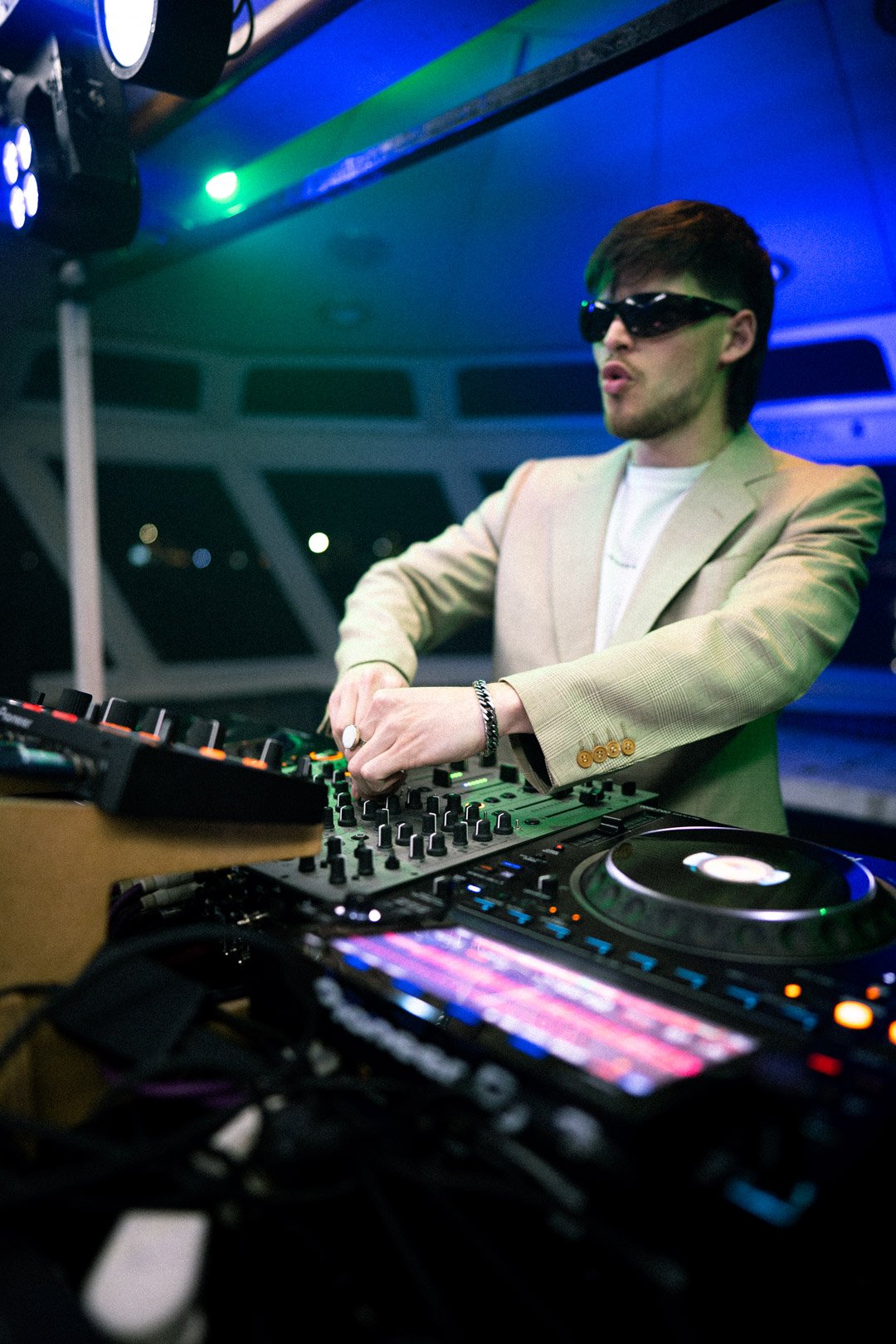 fa q dj.jpeg