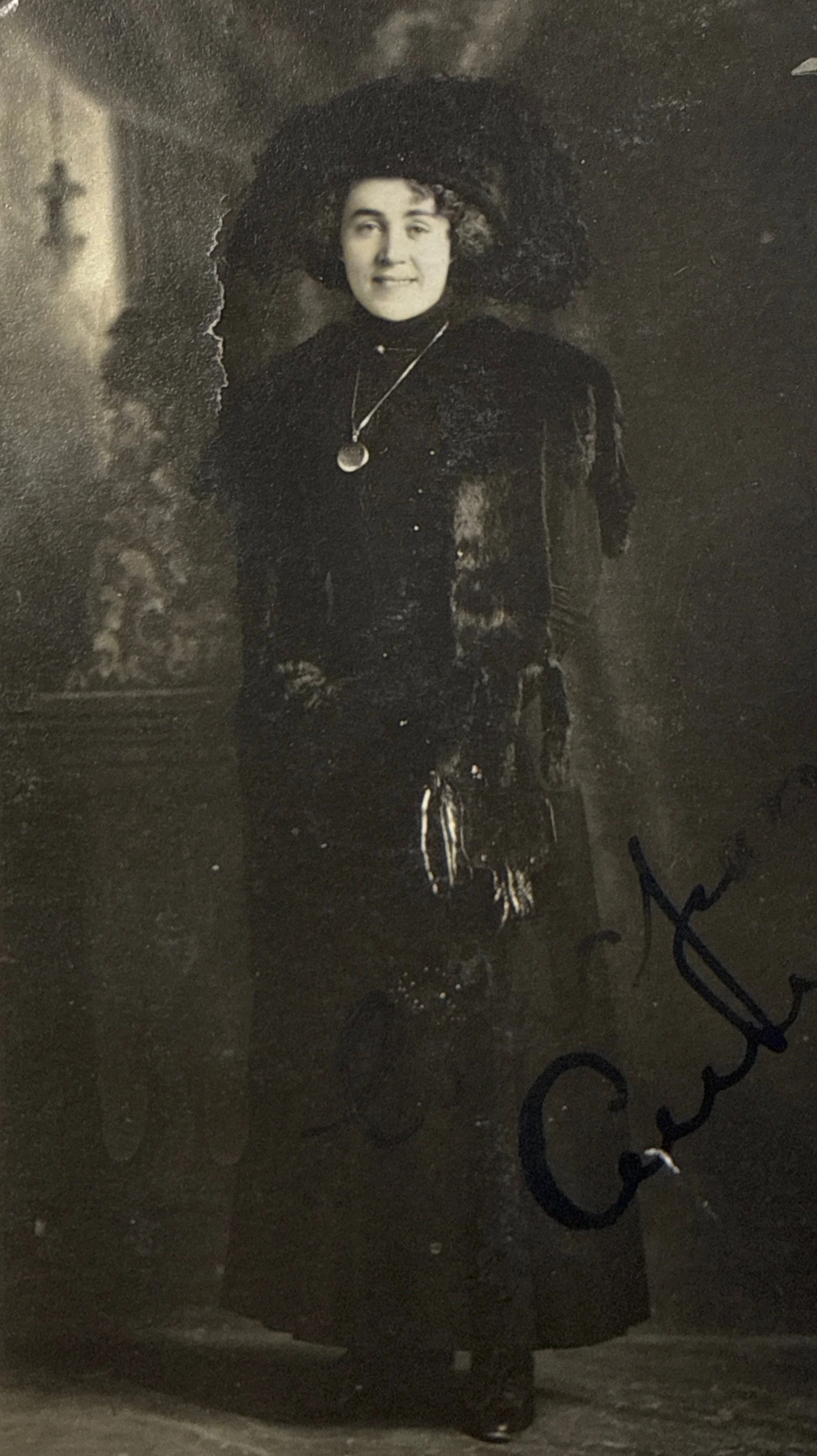 Photomyne_069.jpg