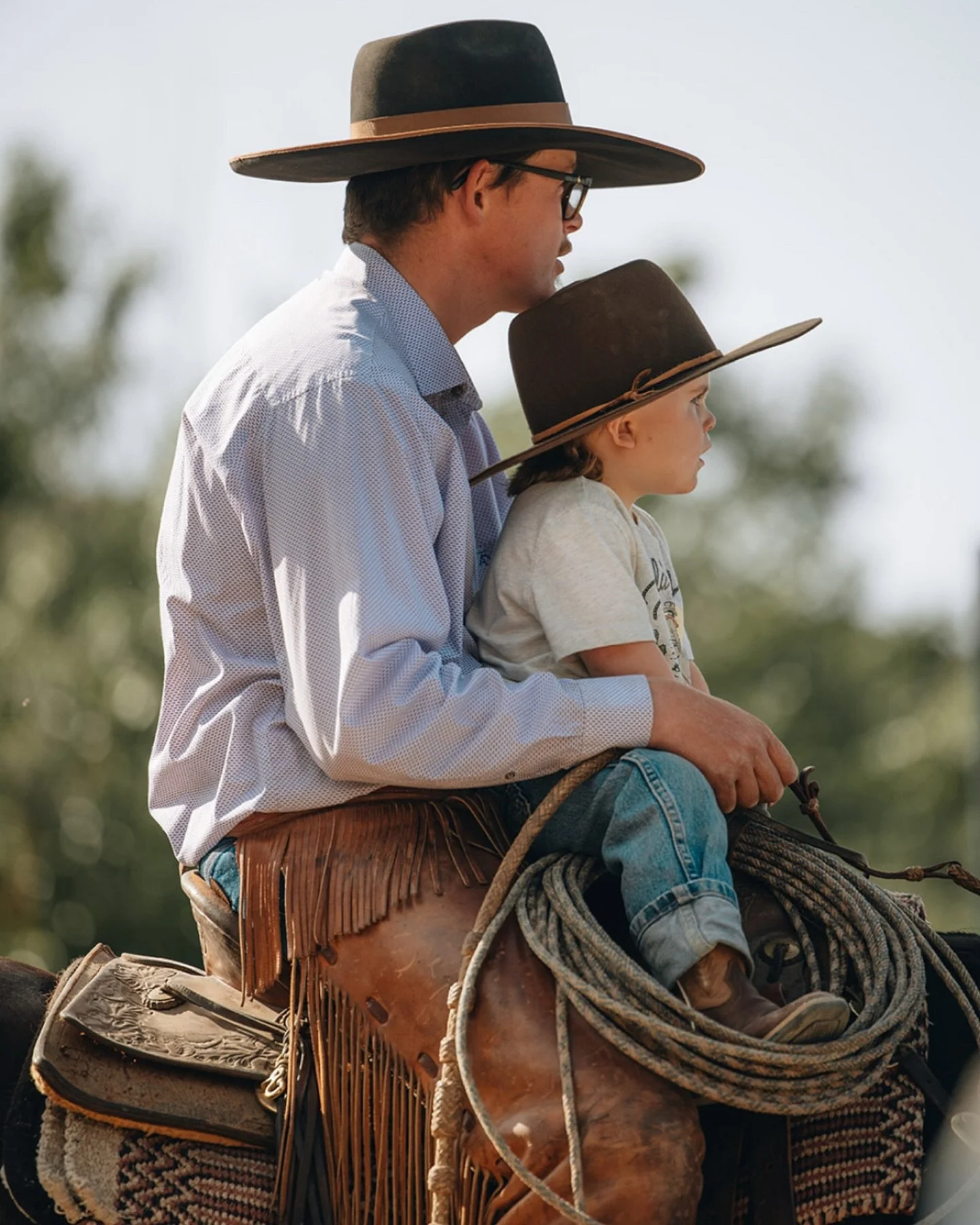 It only took me a little while 😅 but the @thecowboyshow.pcrr photos are finally up!

Check them out under the Events tab on my site!

#thecowboyshow #pinchercreekrodeo #westernphotographer #albertarodeo #wildmphotos