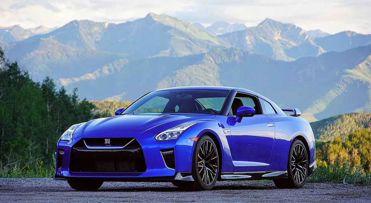nomad-mobile-detailing-car-detailing-car-care-professionals