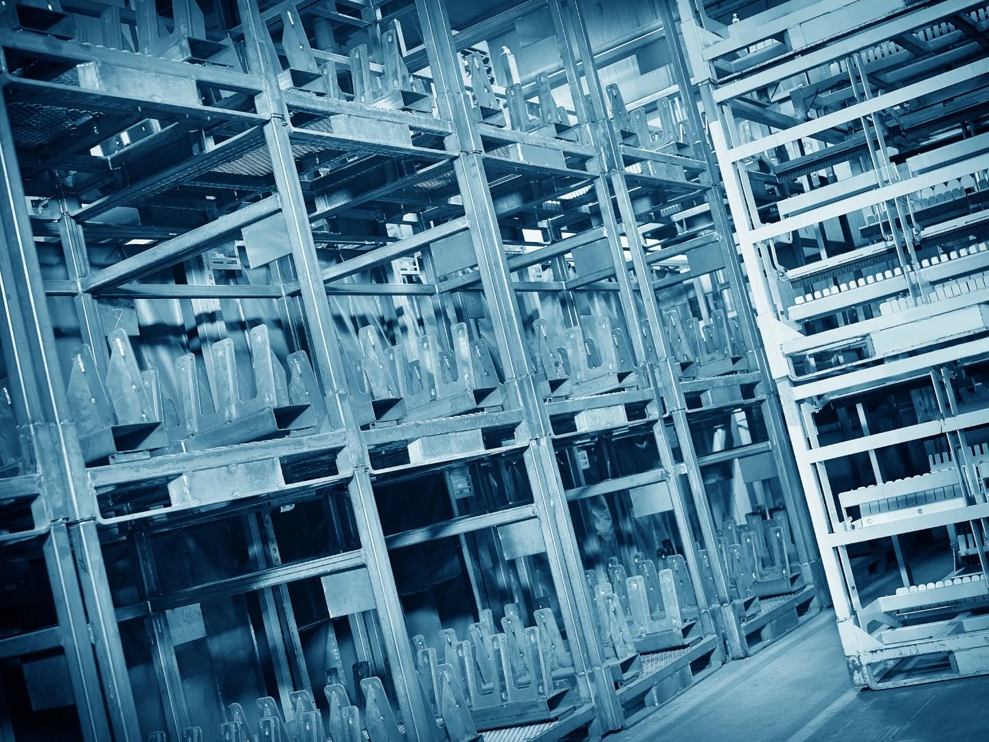 RACKS_97430sm.jpg