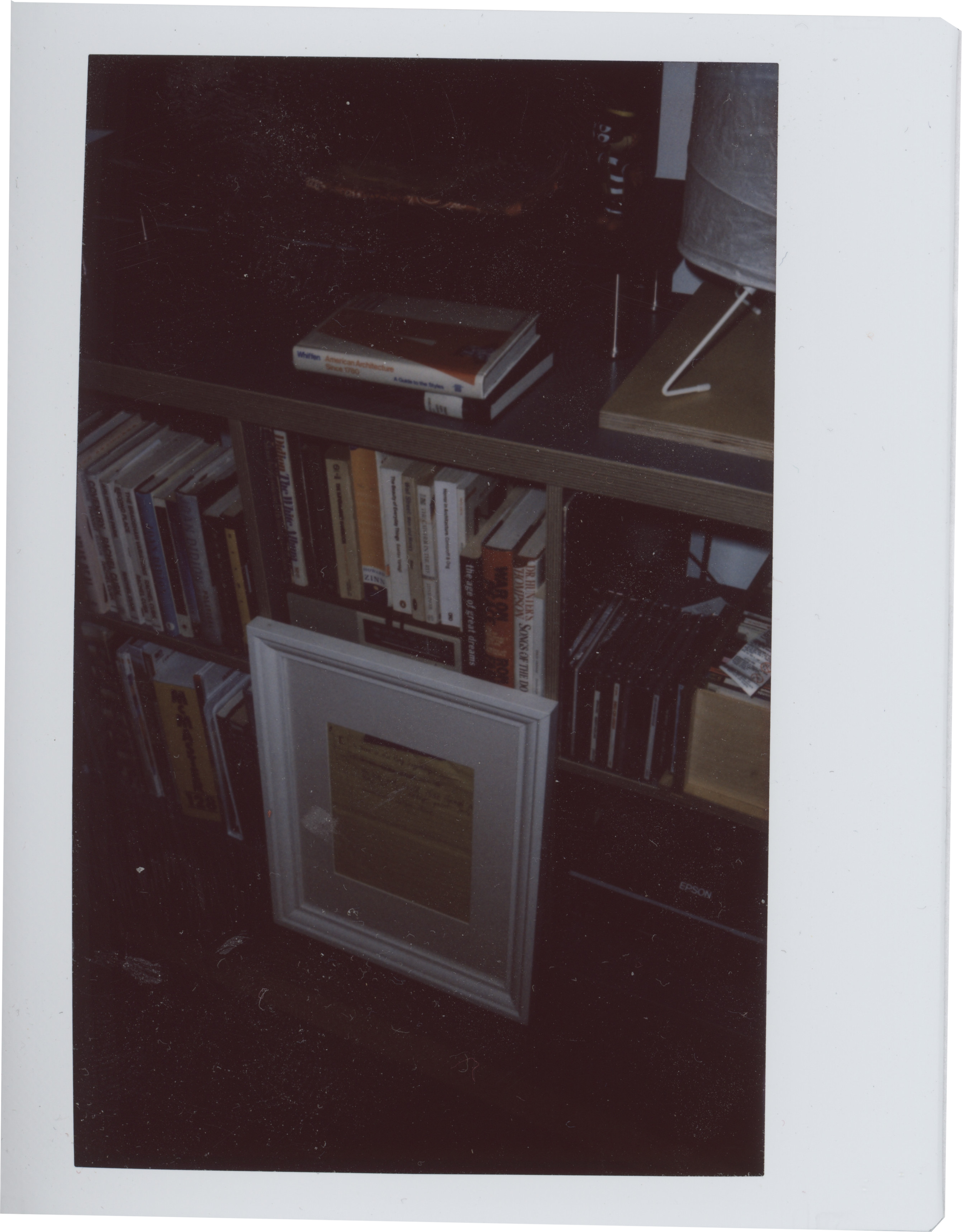 xx dark bookshelf.png