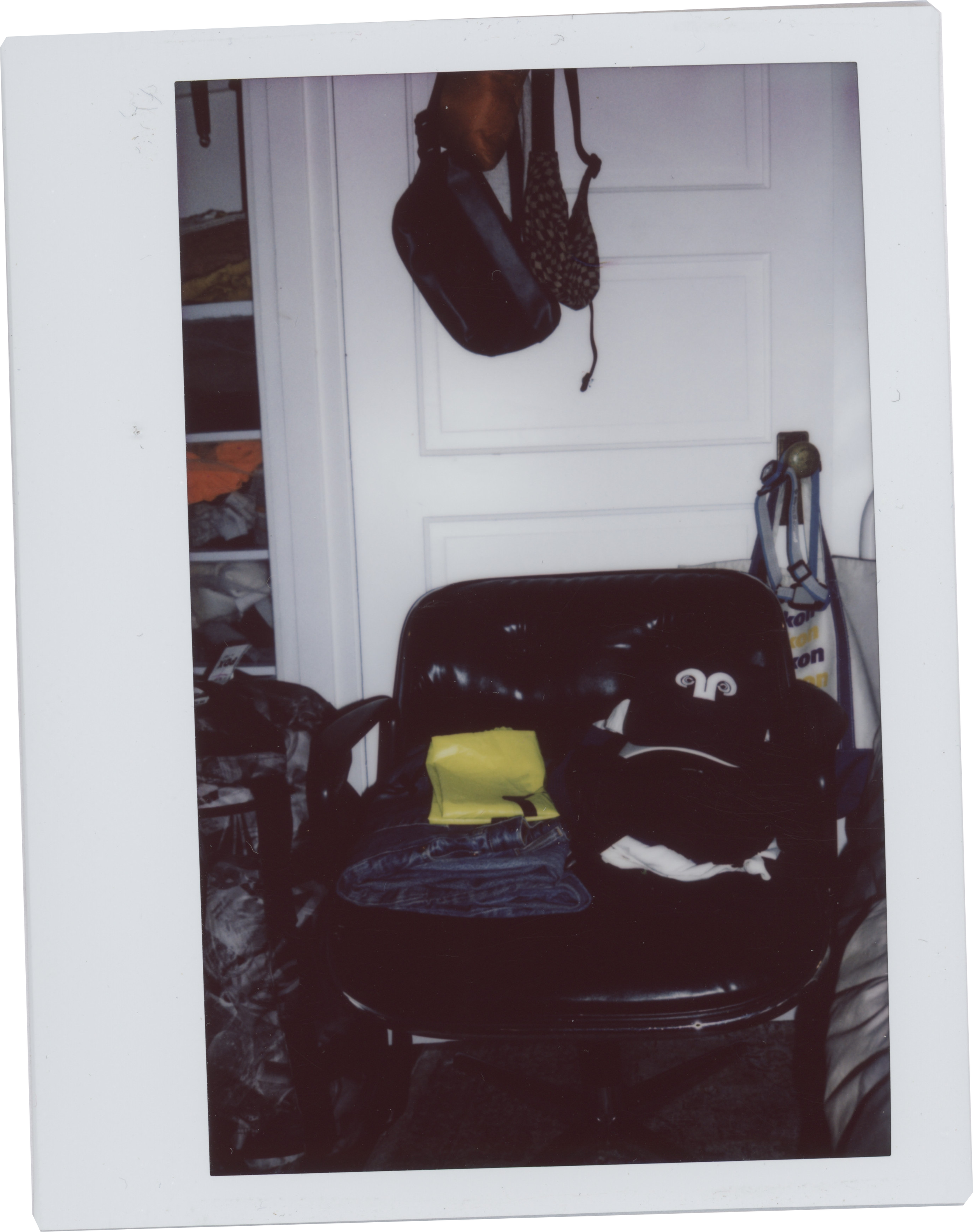 interior Knoll chair.png