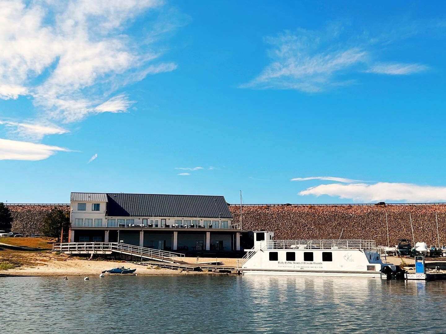 The Lake House at Cherry Creek is a one-of-a-kind waterfront venue in the Denver metro area. It offers an intimate, modern, multi-purpose event space for up to 400 people.

#lakehouse 
#eventvenues 
#weddingplanning 
#lakelife 
#cherrycreekdenver 
#e