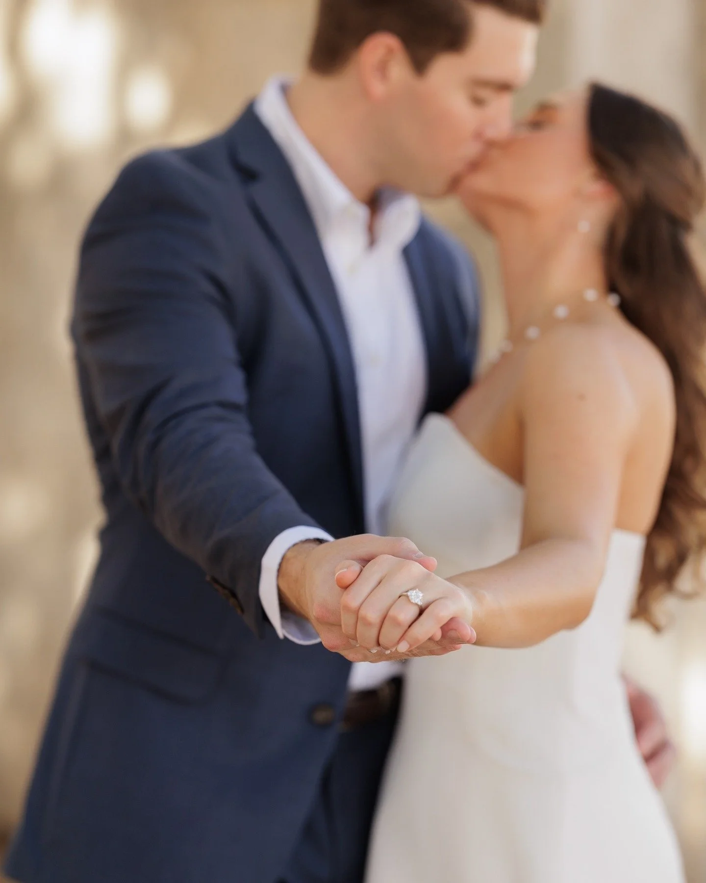 What a beautiful day for a wedding 🕊️

&mdash; Austin Engagement Photographer, Travis County Courthouse, Courthouse Wedding, Courthouse Photoshoot, Austin Couples Photographer, Austin Wedding Photographer, Austin Courthouse Photos