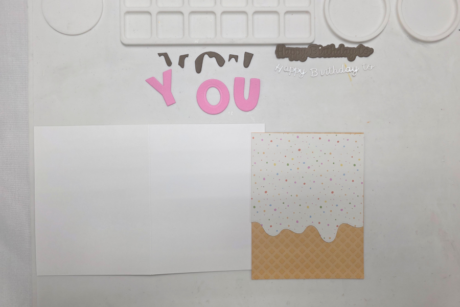 Scrapbook.com Scoops of Fun die set