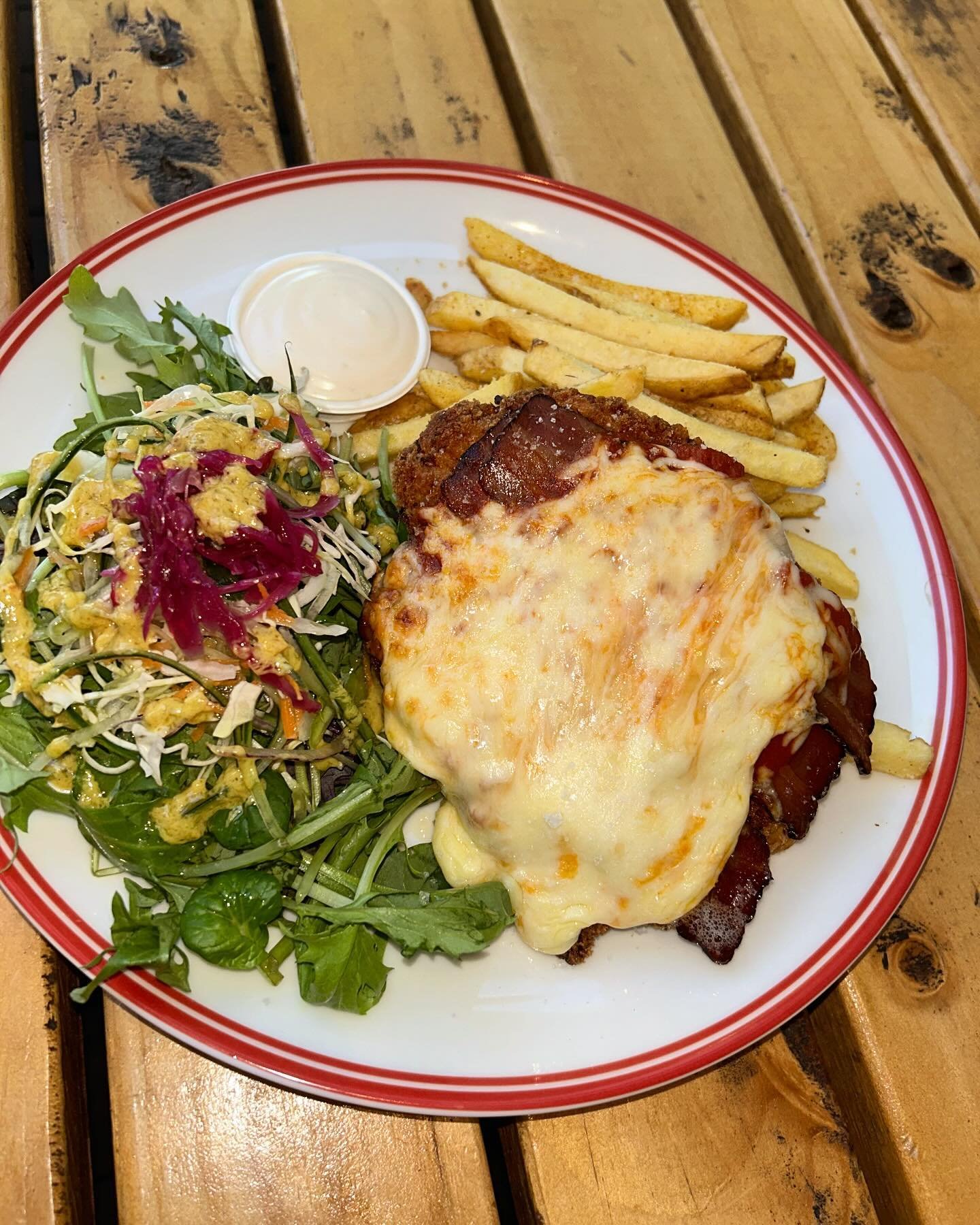 We are bringing the $20 Maple Bacon Parmi back tomorrow for 1 more week! 🤤

We sold out in less than 2 hours last week! (sorry if you missed out 🥹)

As always beer and bites from 3pm while full kitchen opens at 5pm. See you at the Brewpub x