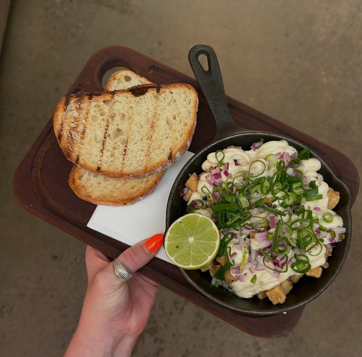 CHEF SPECIAL:
FILIPINO PORK SISIG 🫶🏻🇵🇭
VO/VGO AVAILABLE - TOFU 🌱
Head Chef Gwenn has brought us some awesome little dishes from back in the Philippines!
Packed with flavour, doused in sauce &amp; a moreish dish to enjoy with a pint!

Filipino sp