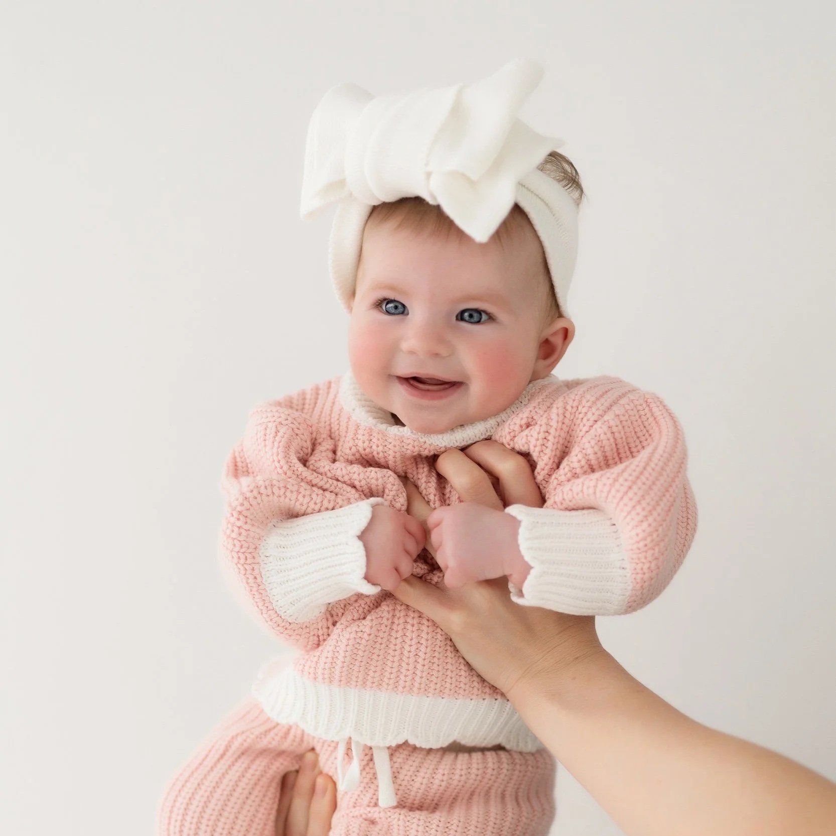 Knitted Oversized Topknot - Milk