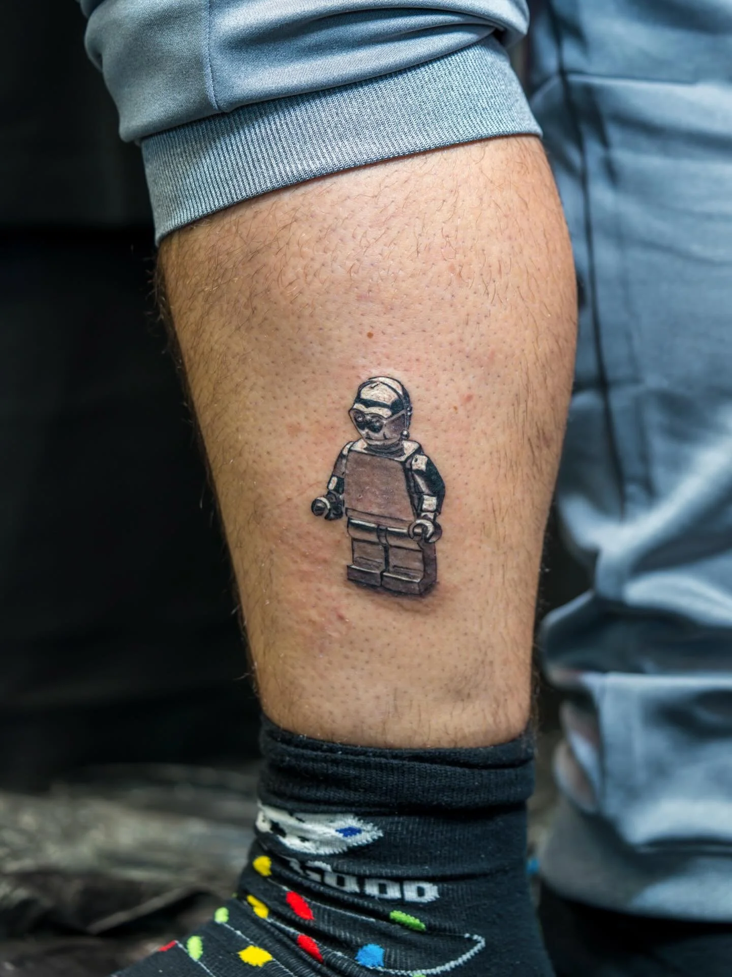 Had so much fun making this little C3PO Lego man @tattooteaparty last weekend.
It was also my first time using my new machine @acus_tattoomachines M2 I think for the type of work I&rsquo;m doing it might be the perfect machine for me 😱
I also manage