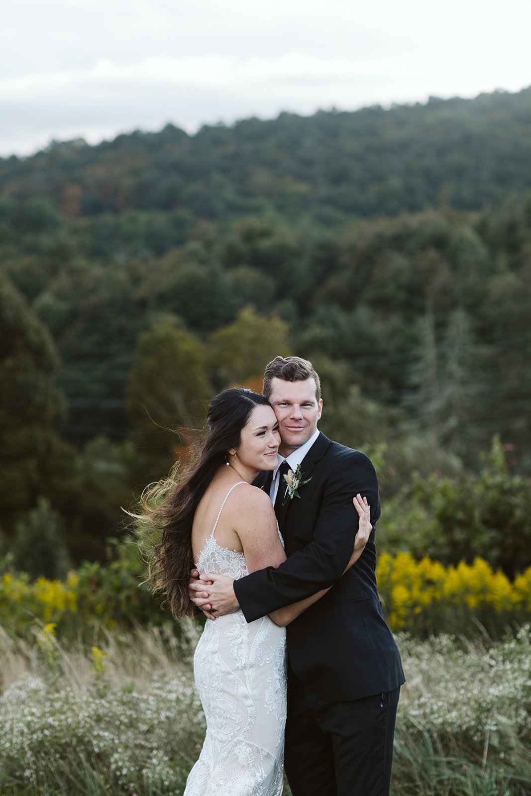 NATE_MCKENZIE_WEDDING_PREVIEW-43_websize (2).jpg