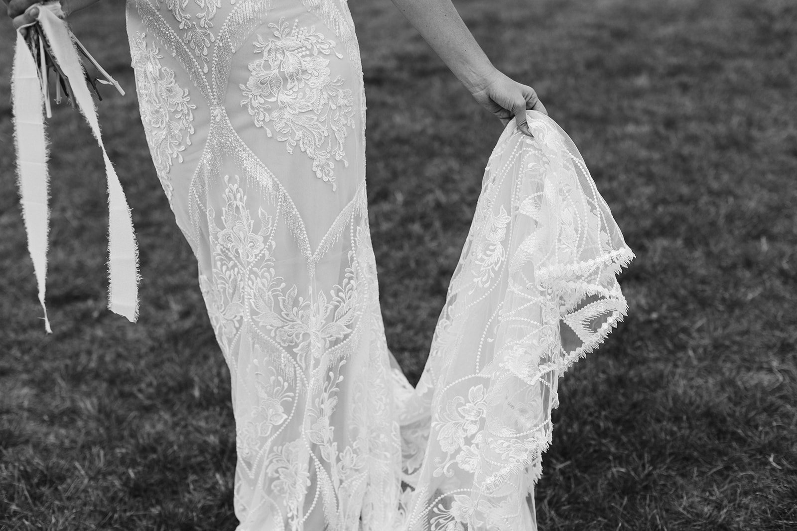 NATE_MCKENZIE_WEDDING_PREVIEW-25_websize (1).jpg