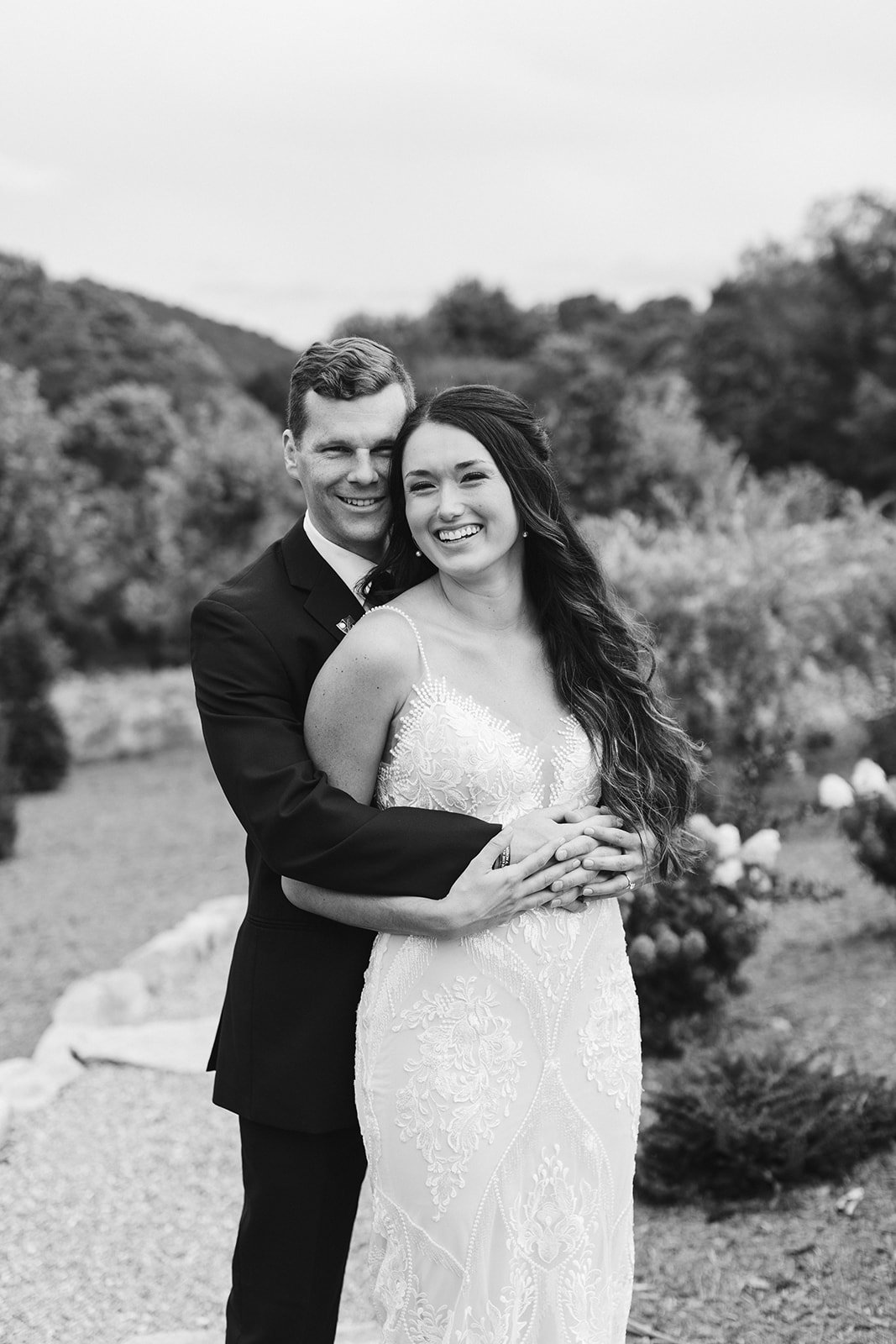 NATE_MCKENZIE_WEDDING_PREVIEW-11_websize.jpg