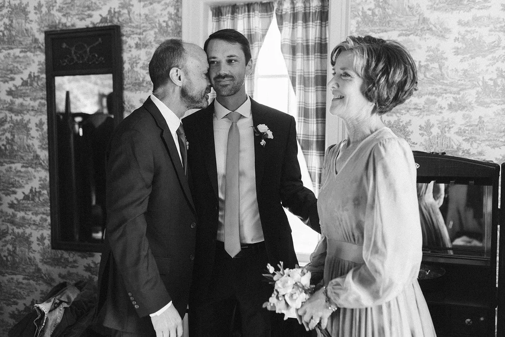 JULIA+LAWSON_PRE CEREMONY-45_websize.jpg