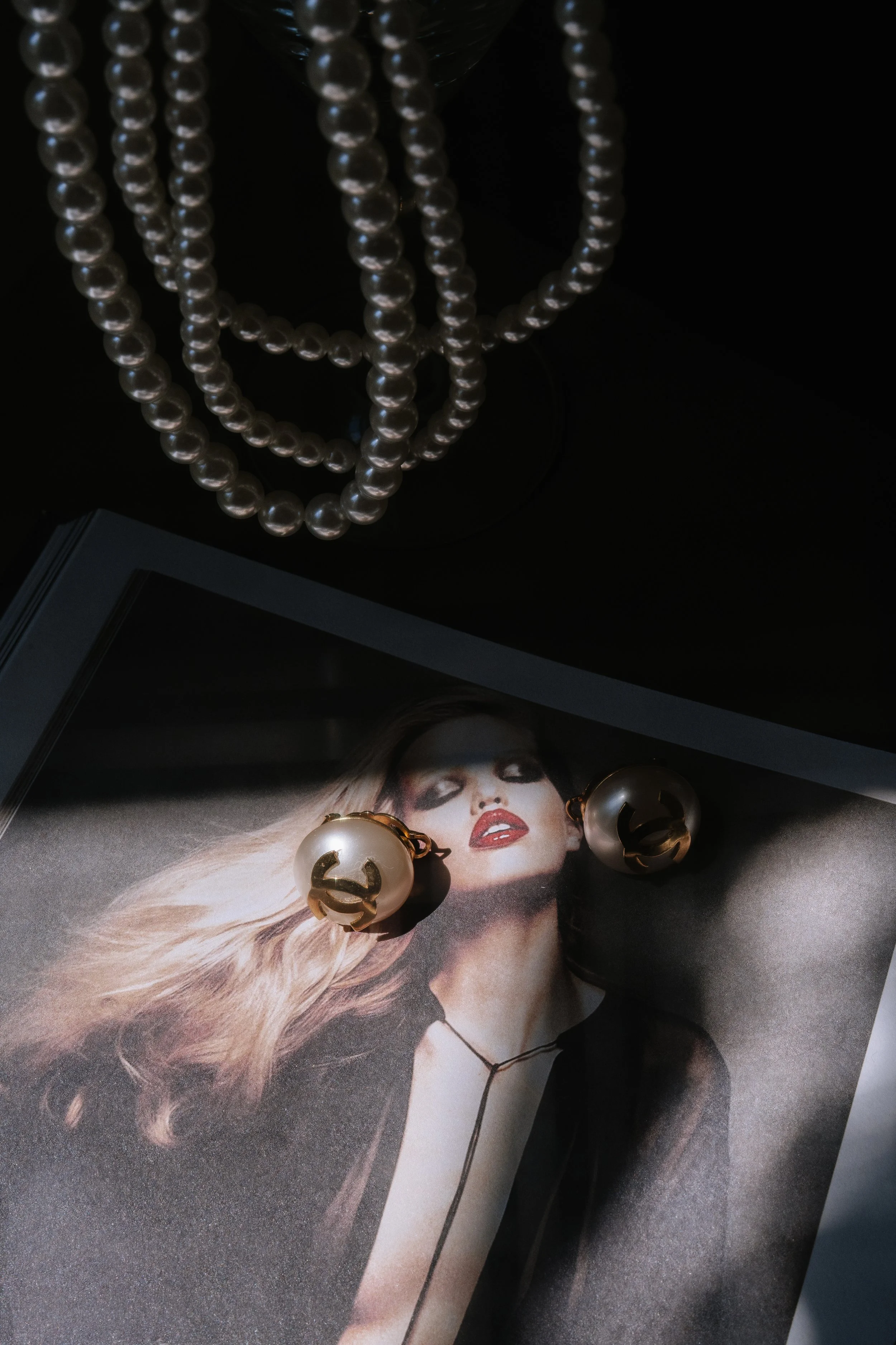 wedding details is what i love to capture. This is a part of your story.