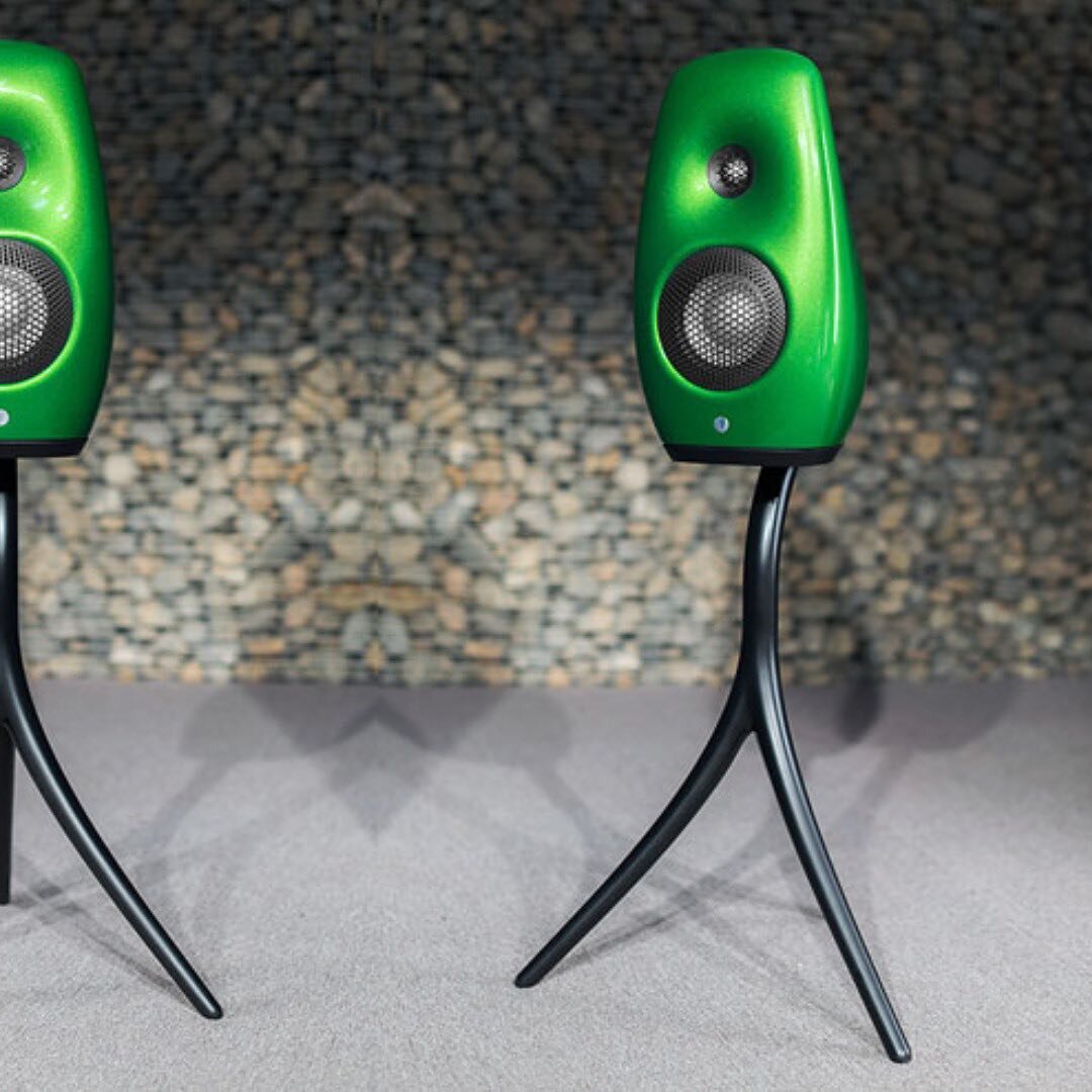 Vivid Audio Kaya S12 speakers on their dedicated Vivid Audio stands. Available from SIX Audio now @vivid_audio @vividaudiospeakers 
.
.
#vividaudio #vividaudiokaya #kaya #kayas12 #s12 #vividaudios12 #s12speakers #kayaseries #kayaspeakers #luxury #lif