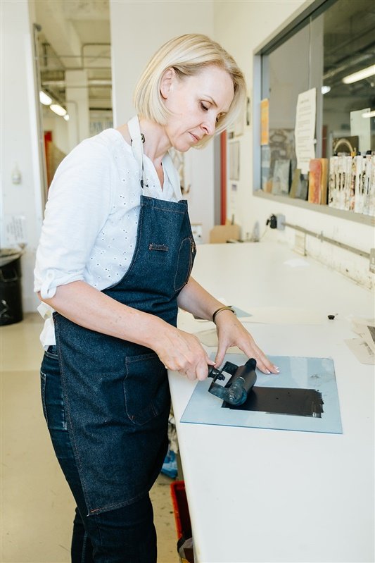 KateWatkins_lino inking.jpg