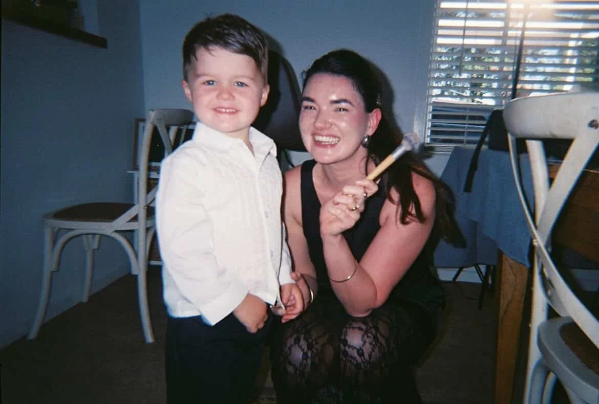 I made a little friend while Mum was getting ready to walk down the aisle 🩷

#waggaweddings #waggamakeupartist 
#waggamakeup #riverinawedding