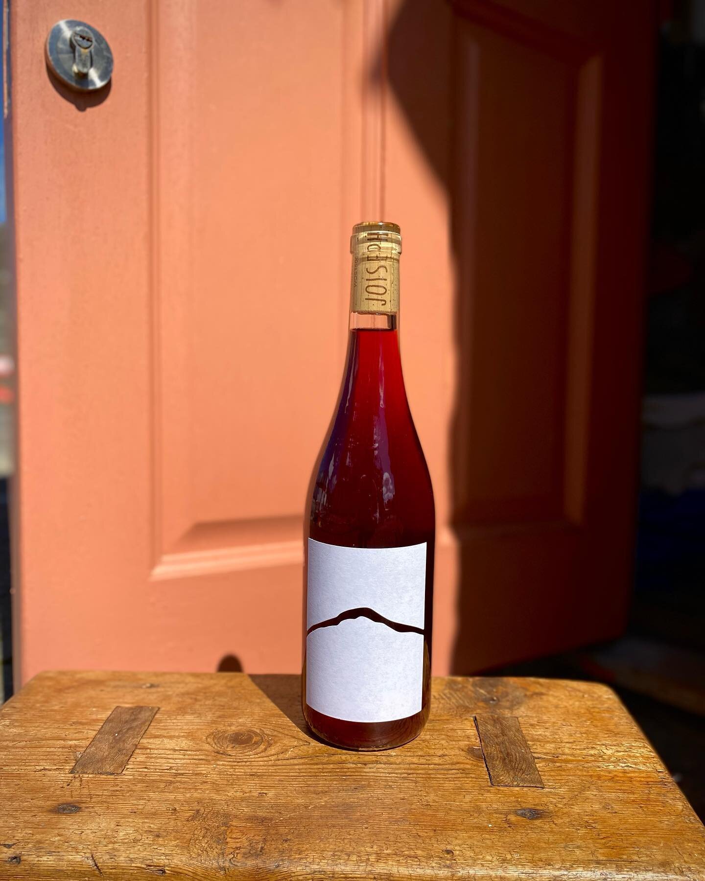 We&rsquo;re super excited to be stocking wines from @modalwines 
.
Since early tastings @fitzroyoffowey and subsequently pouring @gralefritrestaurant, Nic&rsquo;s selections have long been some of our favourites and his current portfolio is no except