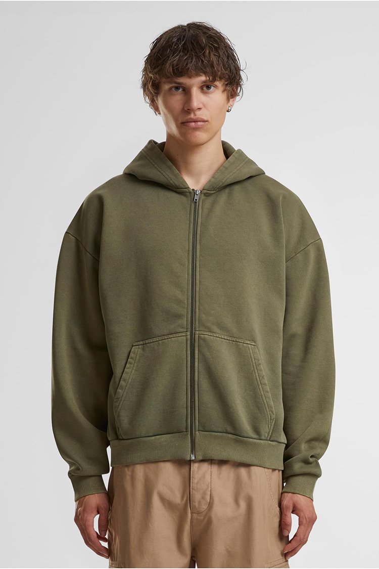 KHAKI.jpg