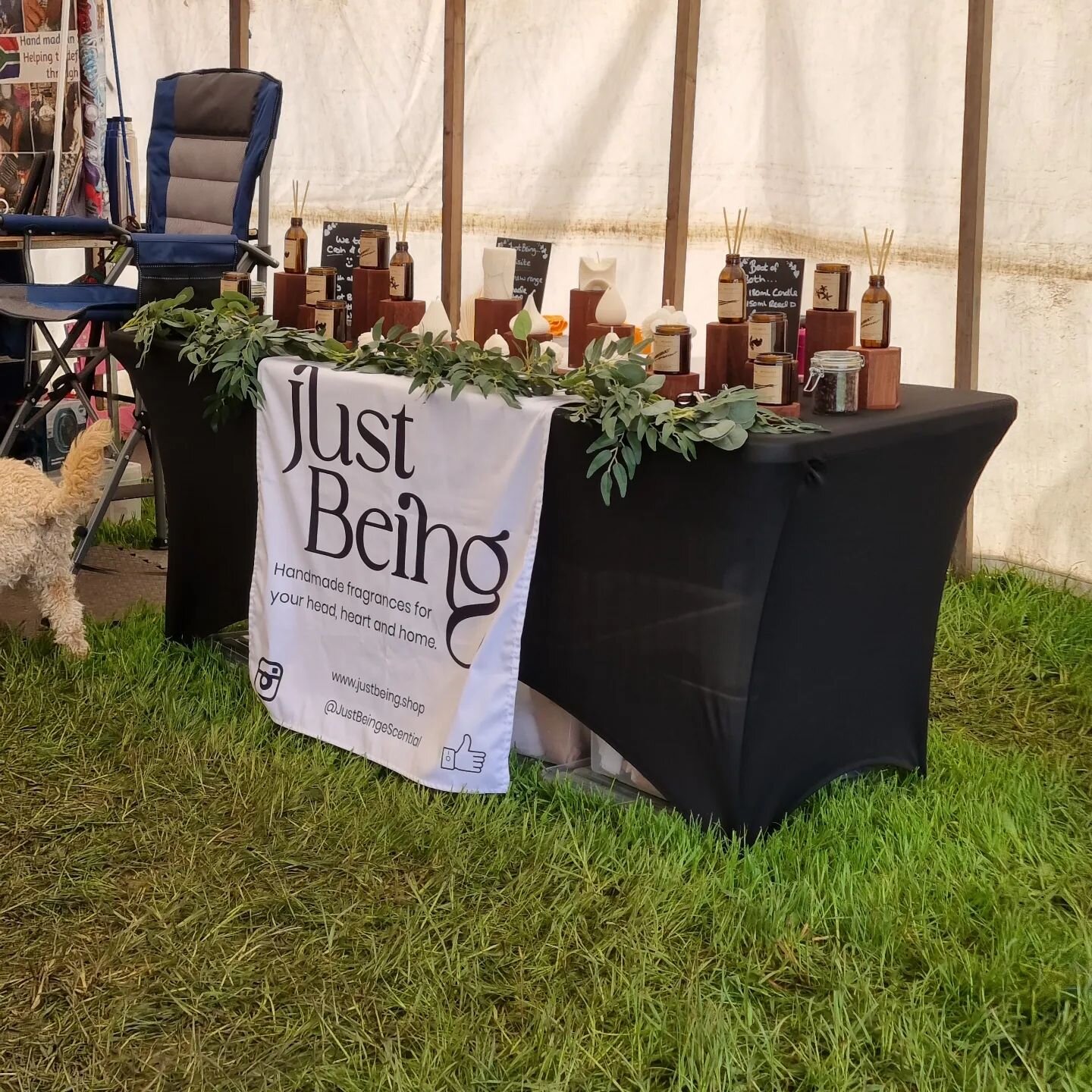 Day two and the sun's out! 🌞

#stotfoldsteamfair

#smallbusinessuk #homemadeuk #handmadeuk #candlesuk #astheticcandles #nonGMO #candleasthetic #homedecor #reeddiffuseruk #essentialoils #escential #justbeing #wellbeing #solawood #diffuserflowers #psy
