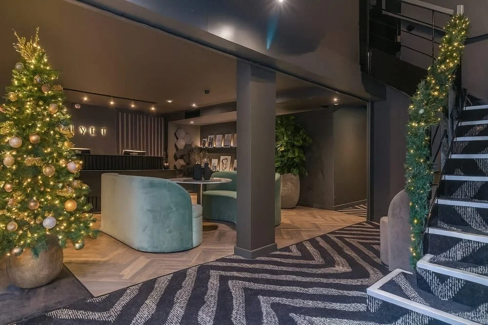 It doesn&rsquo;t get more magical than Christmas on Canal Street ✨ 😍

Think cosy robes, bubbles in the bath, and twinkling lights outside your window. Treat yourself to a festive stay at Velvet  or wrap up the magic with a Velvet gift voucher for so