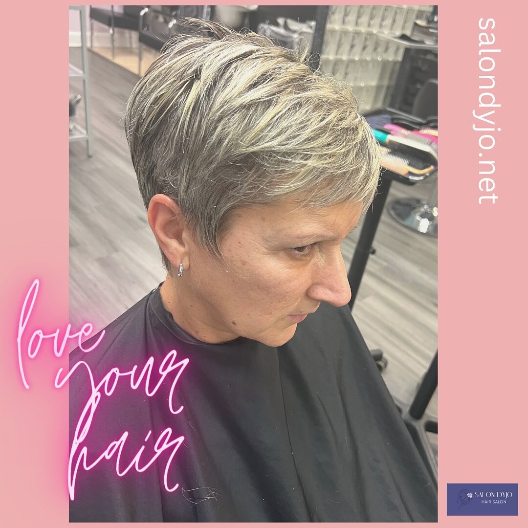 ❤️❤️

#blowouts #color #cut #springfieldva #springfieldvahairsalon #springfieldhairsalon #hairextensions #highlights #lowlights #style #updos #hairfashion #hairtrends #haircare #hairstylist #haircut #perm #hairstraightening #flatiron #roottouchup #ne